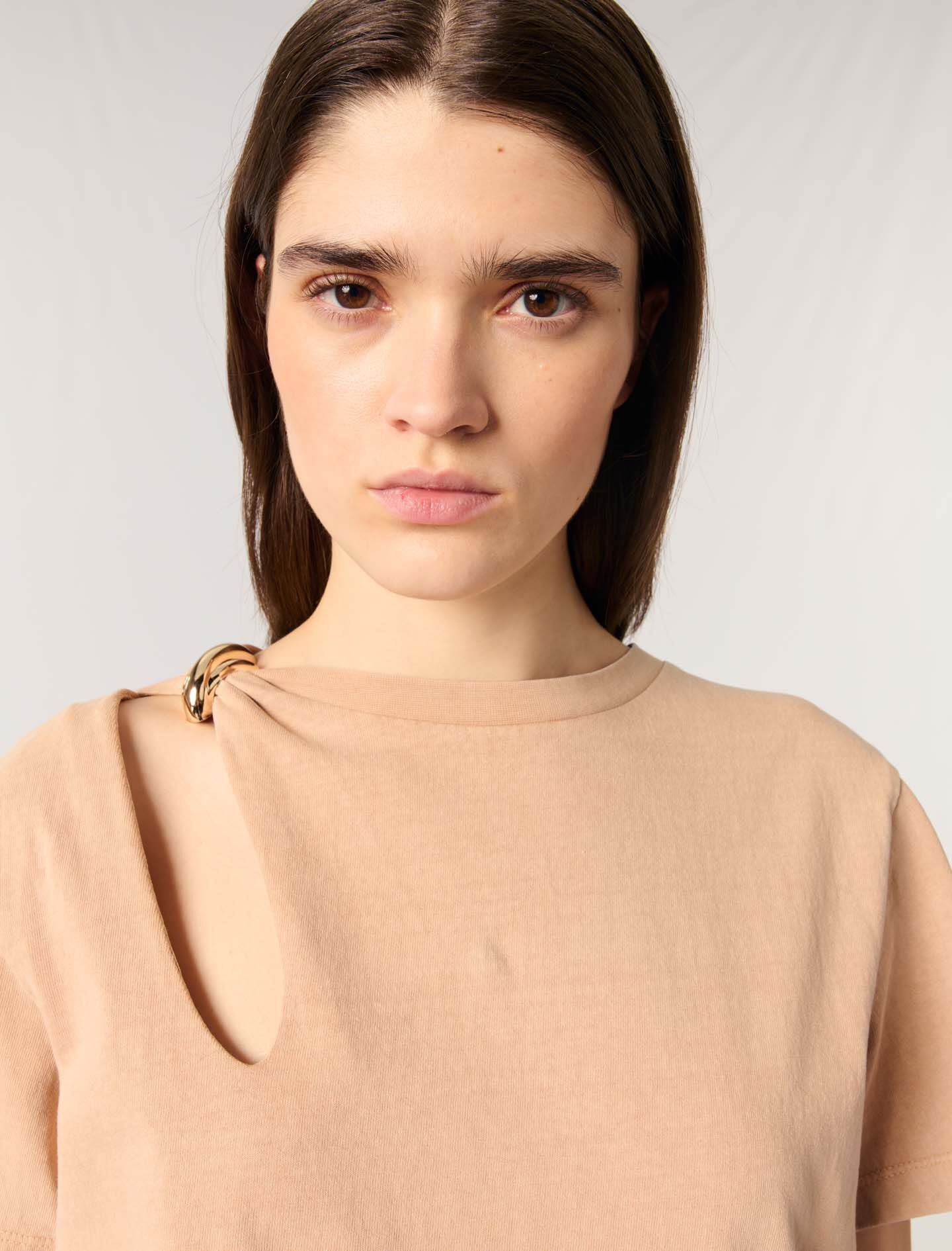 T-shirt with jewel detail