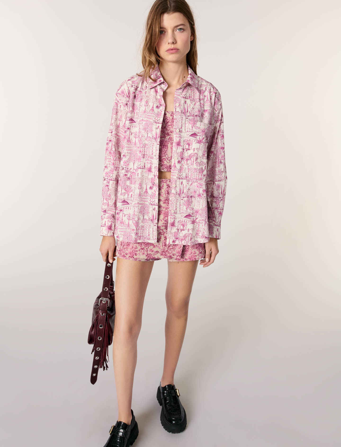 Oversize patterned shirt