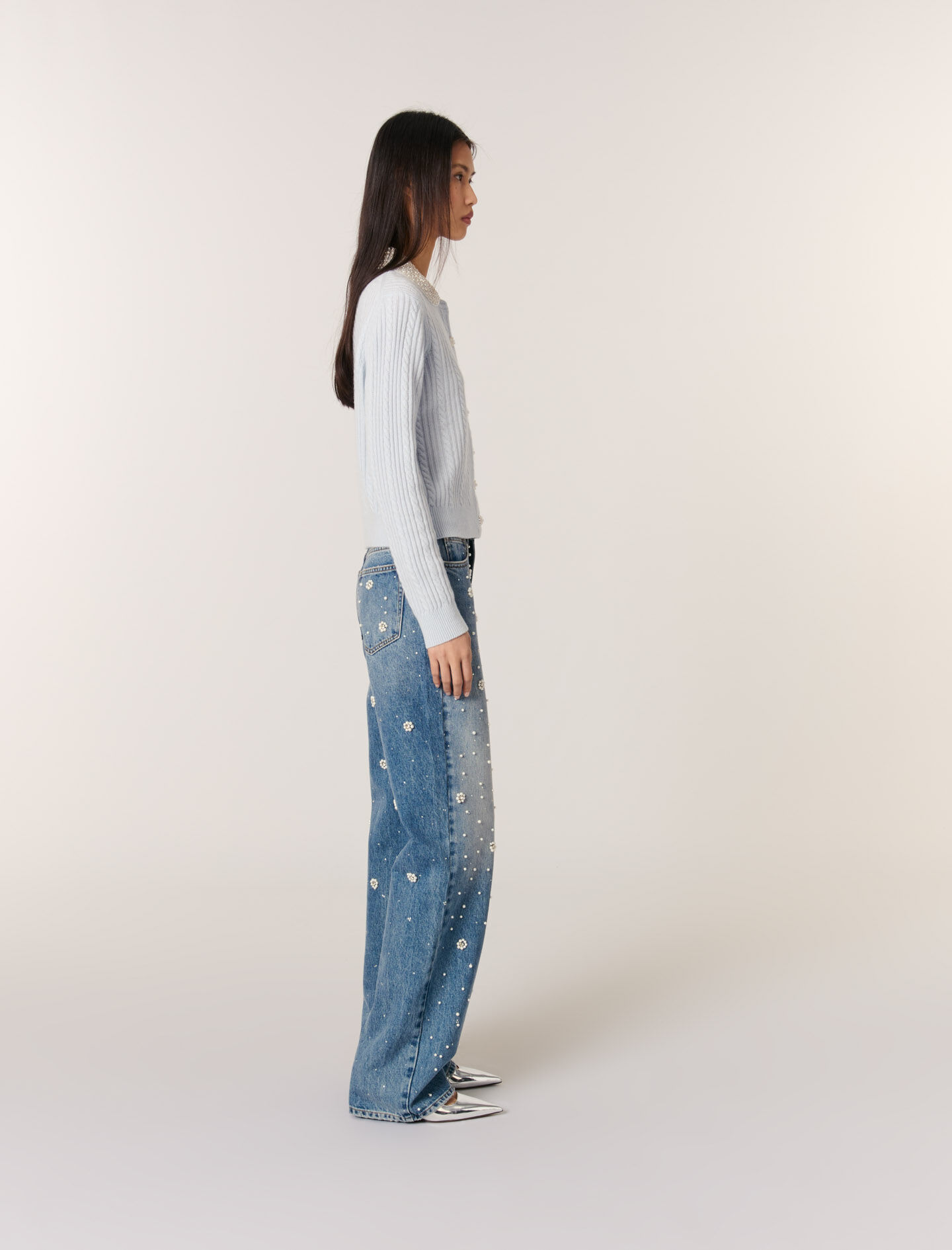 Cardigan with removable collar