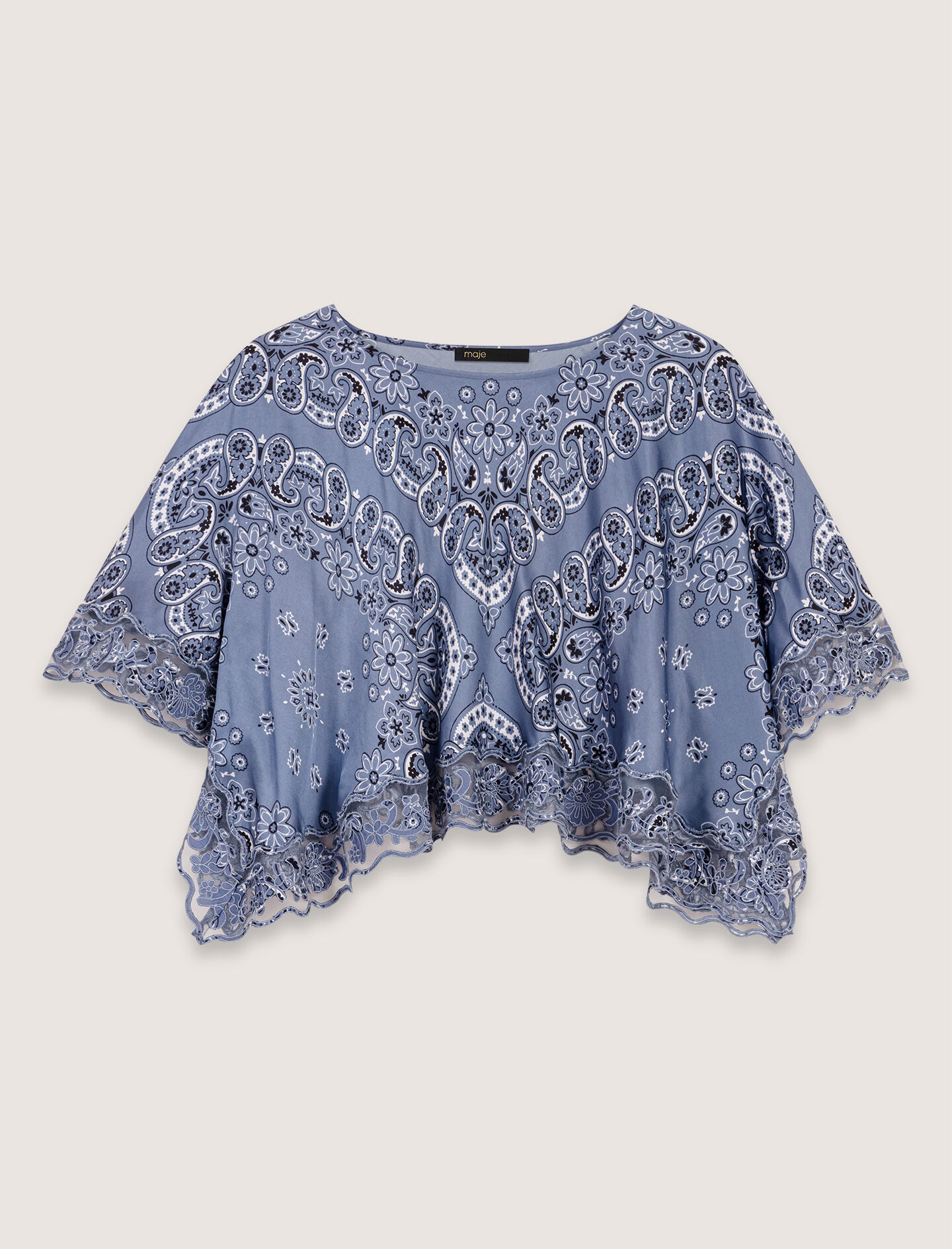 Flowing patterned top