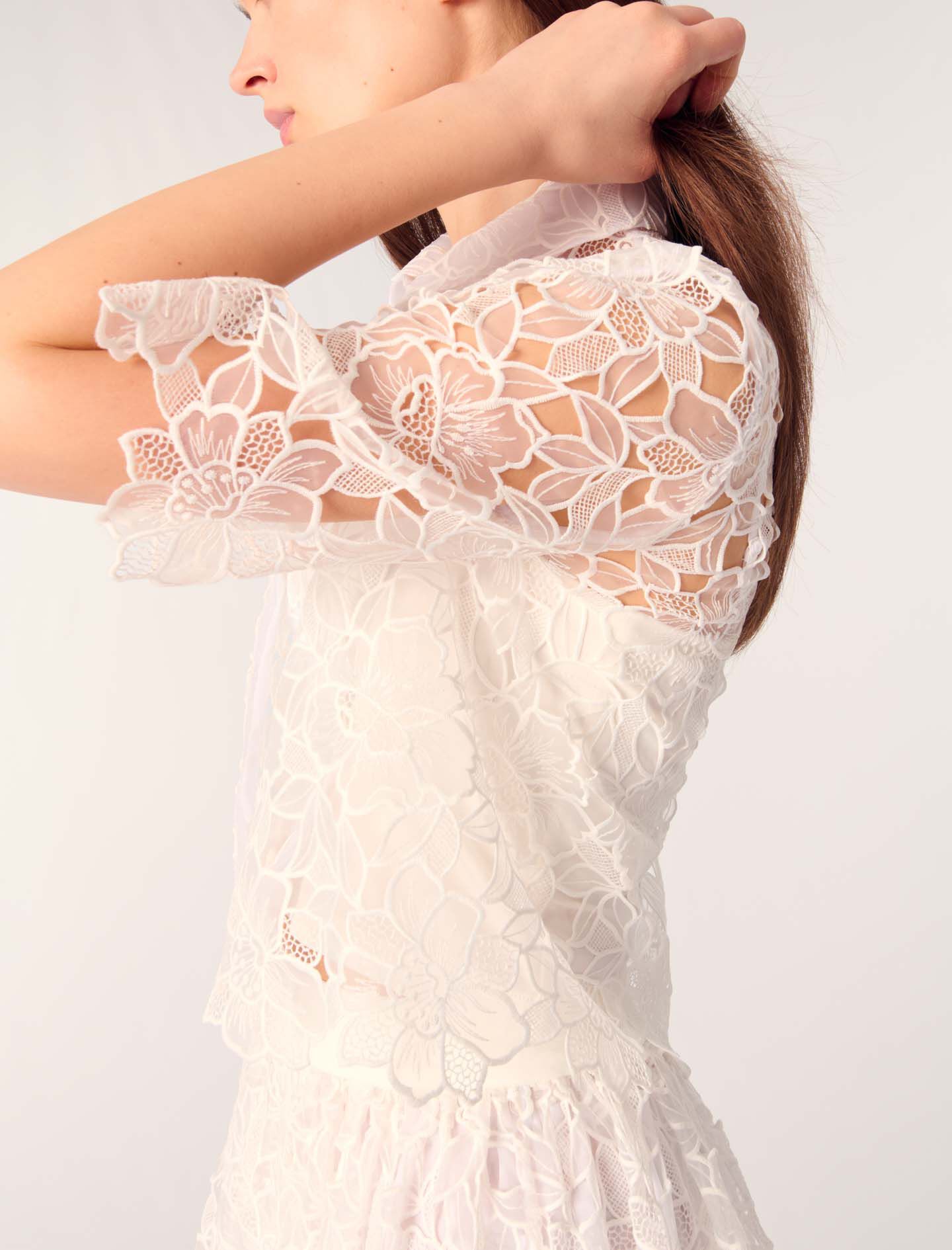 Cropped floral guipure shirt