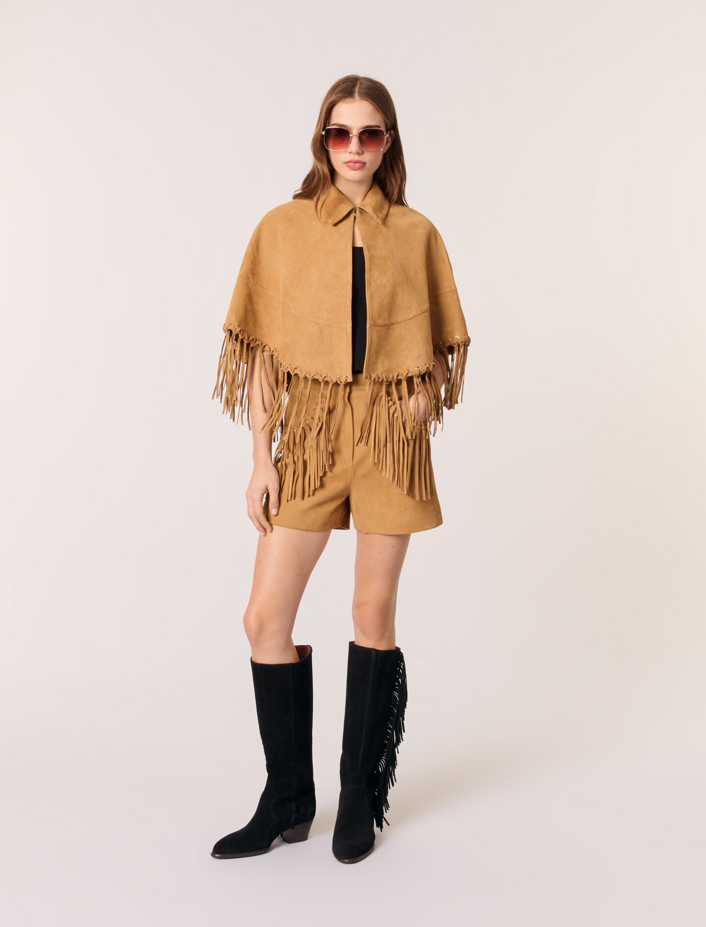Short nubuck fringed coat