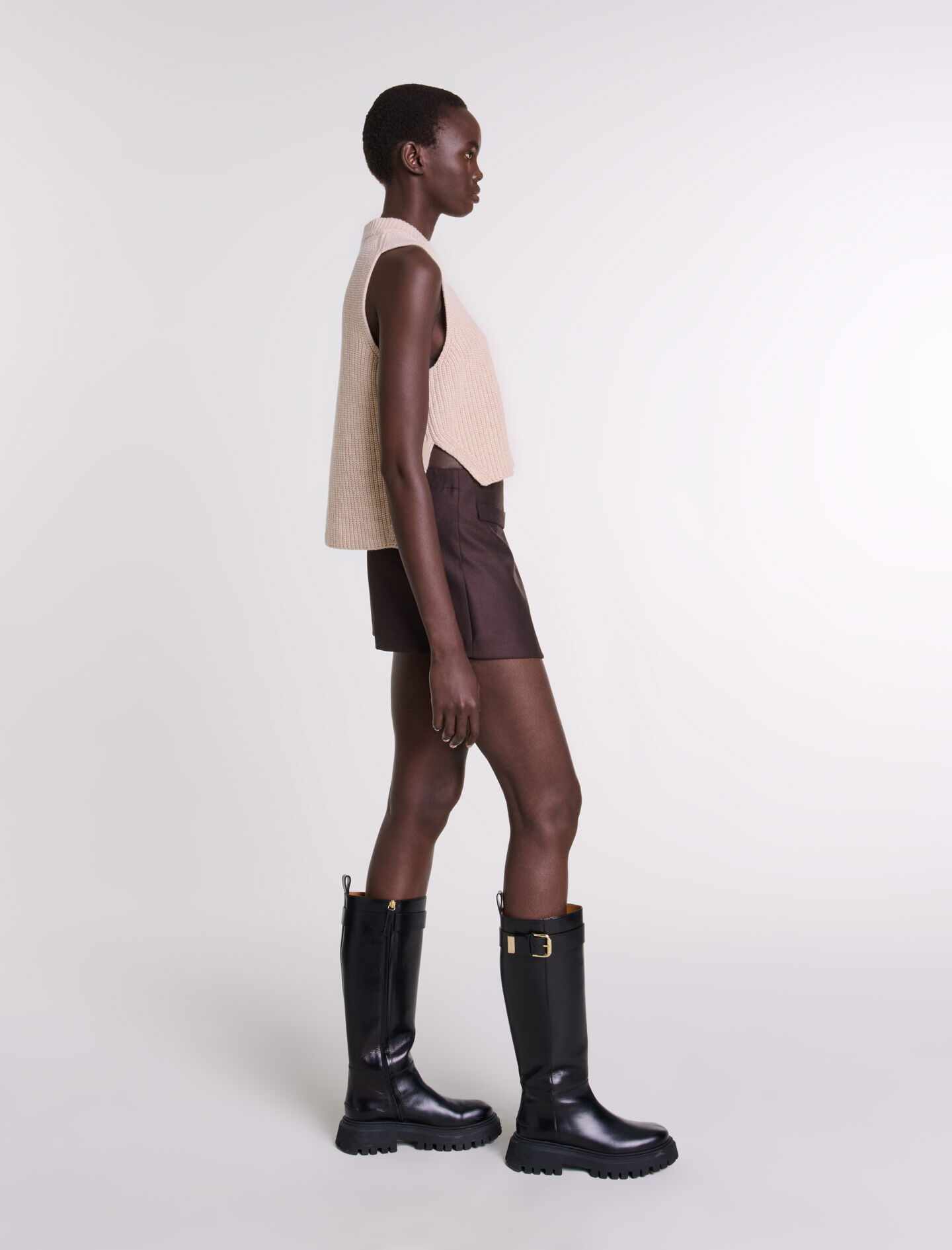 Sleeveless wool jumper