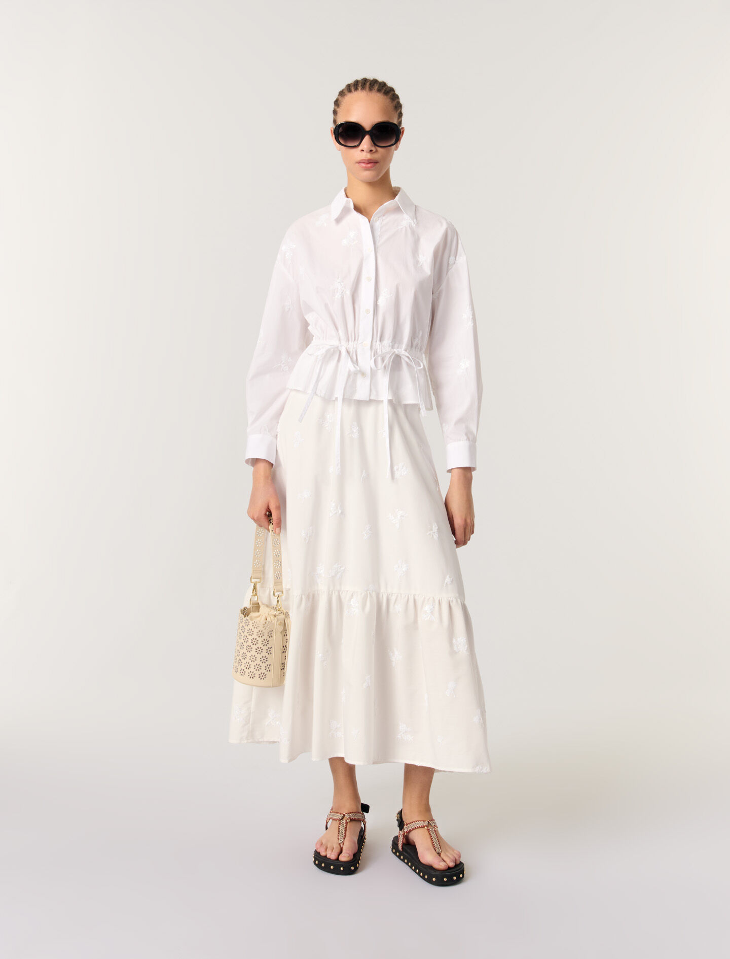 Short embroidered shirt