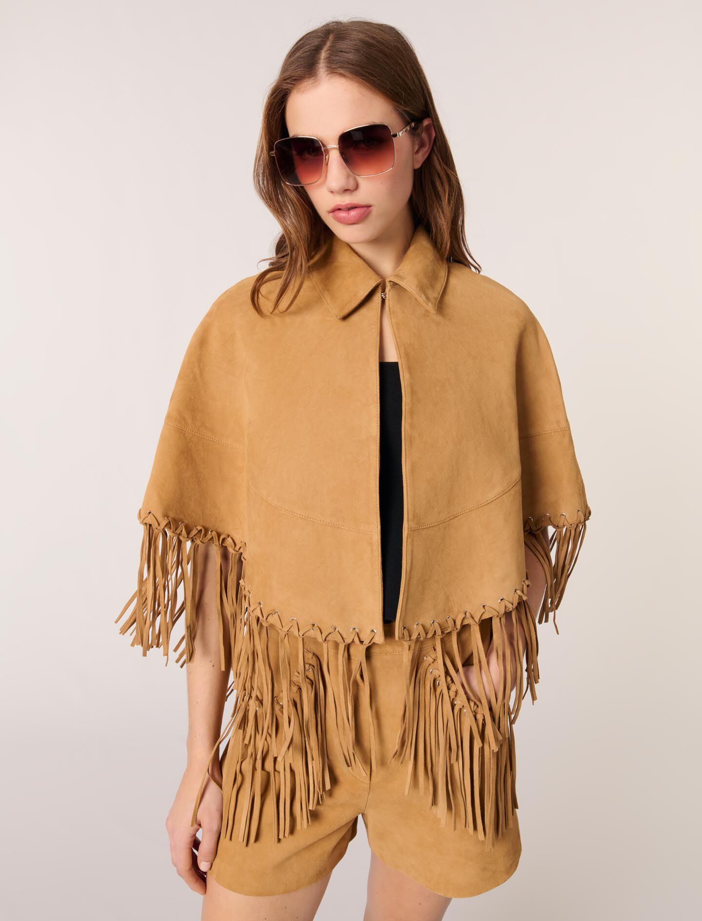 Short nubuck fringed coat