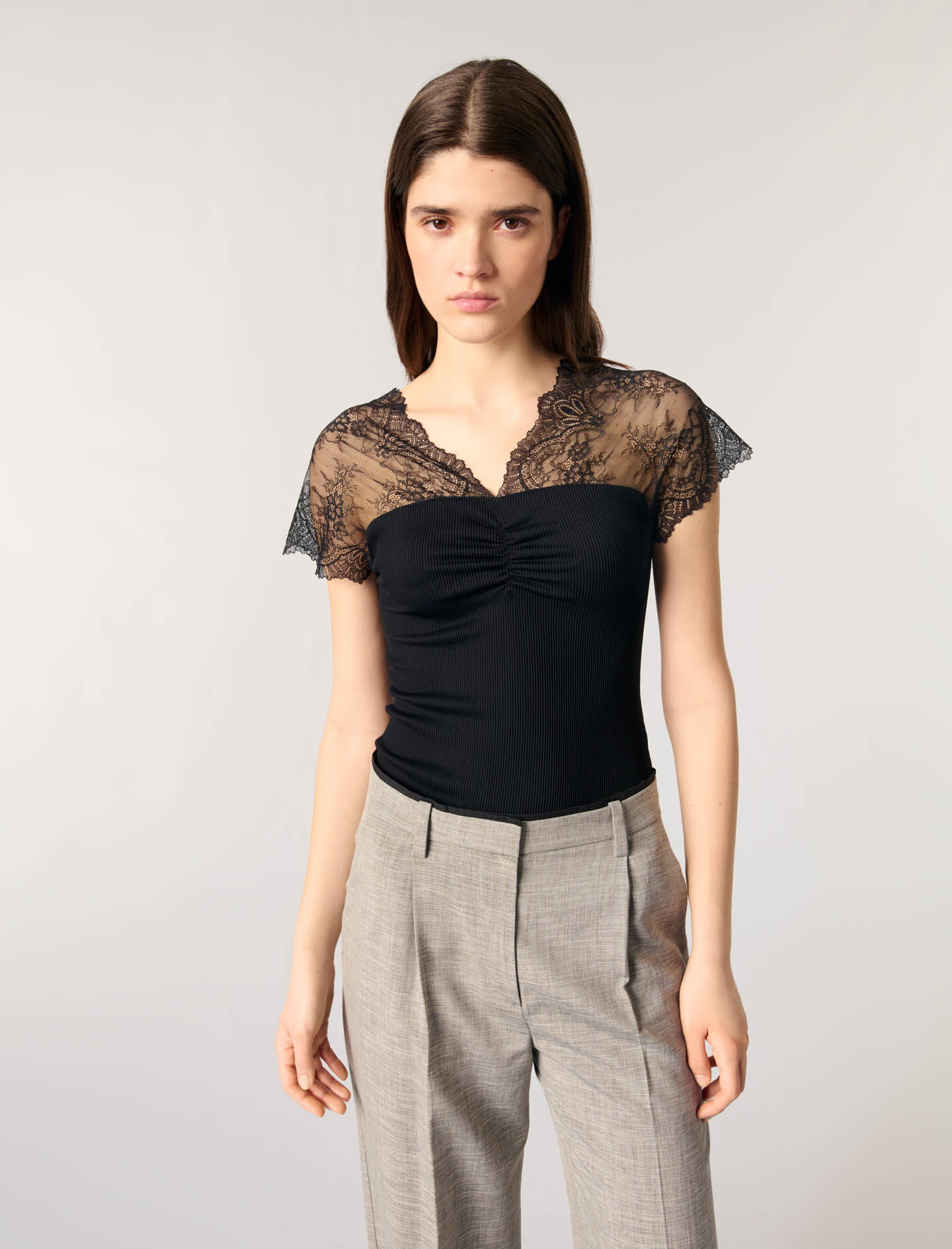 Jersey top with lace trim