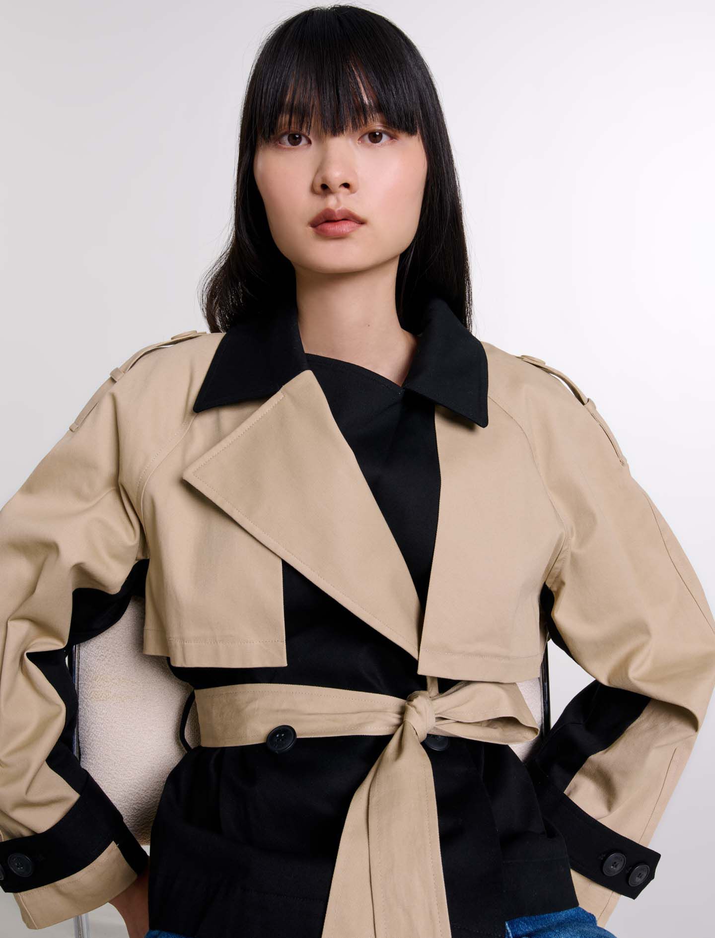 Short two-tone trench coat