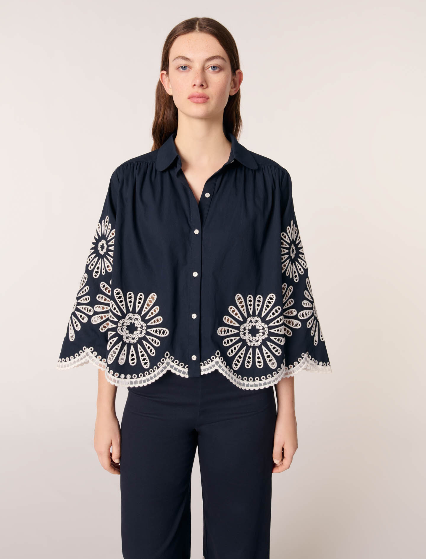 Cropped shirt with crochet detail