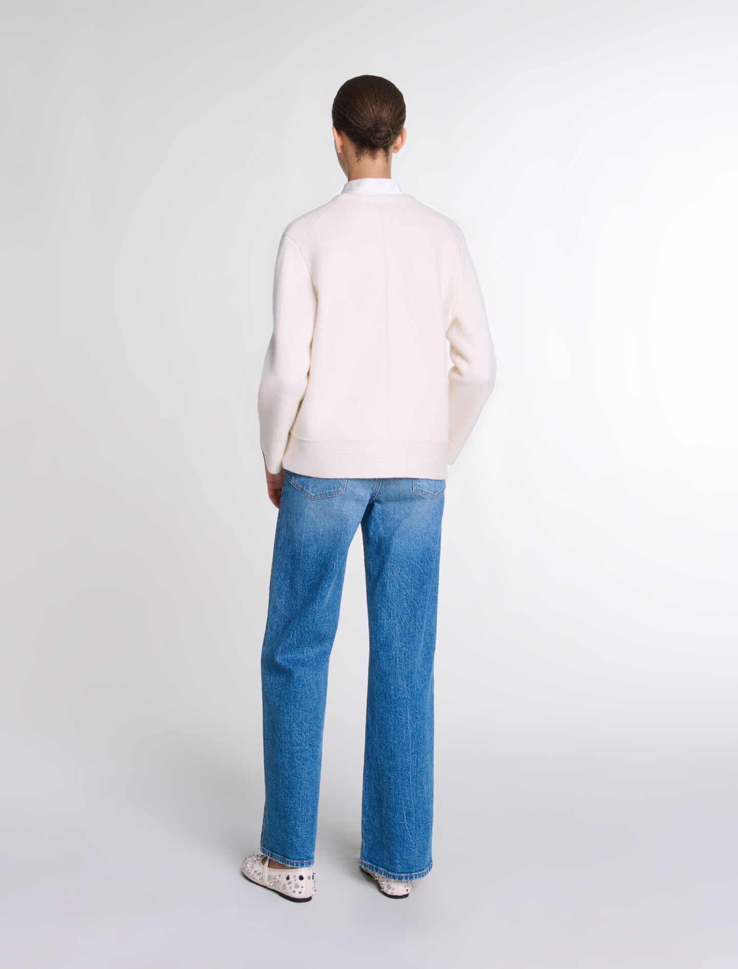 Knit cardie with rhinestone Clover