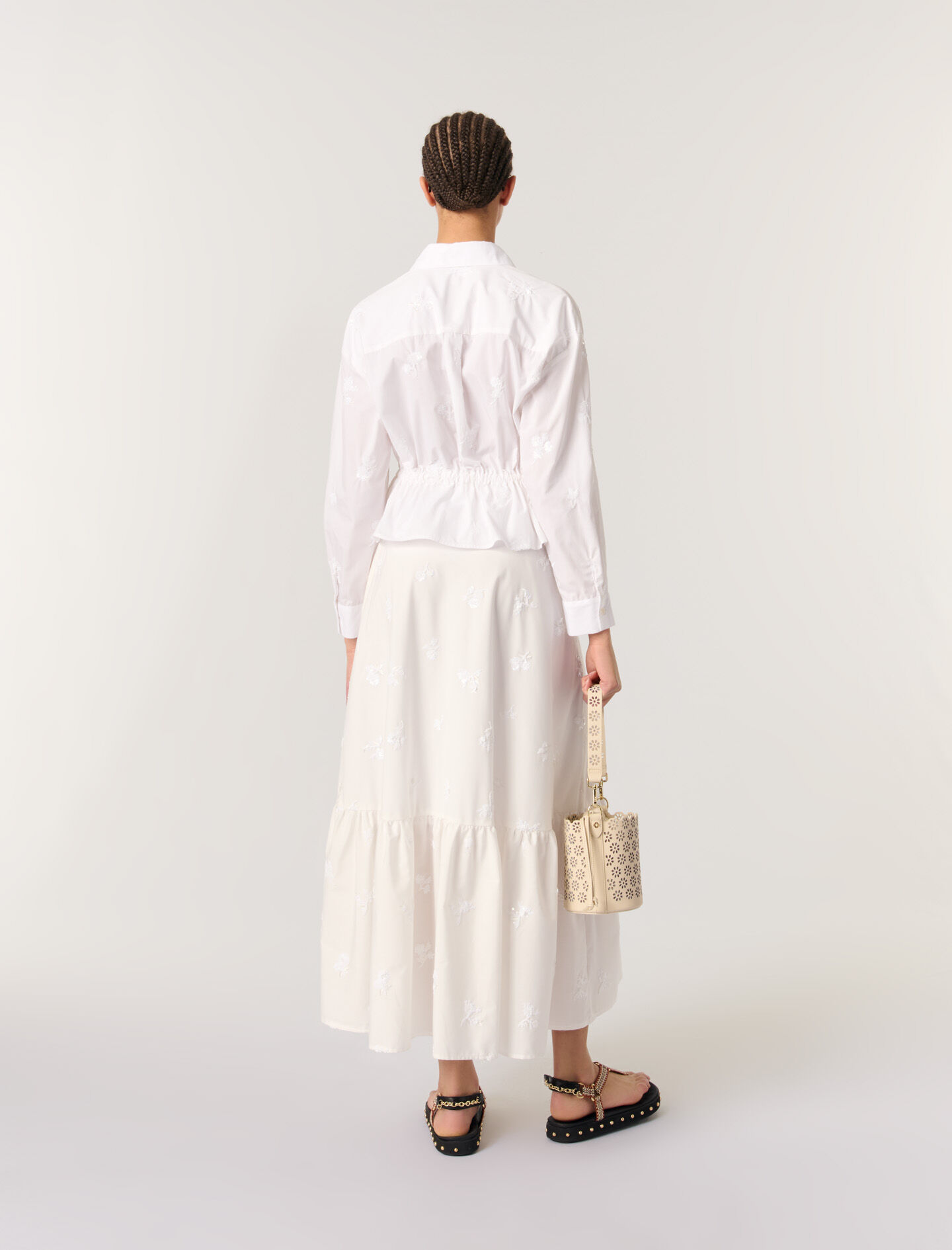 Short embroidered shirt