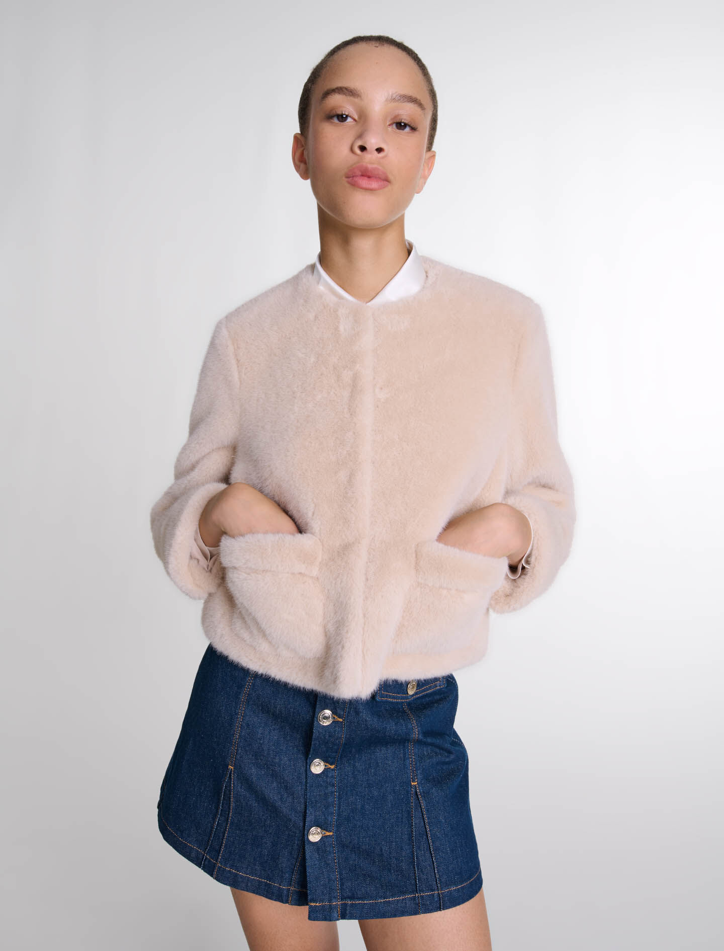Cropped faux fur jacket