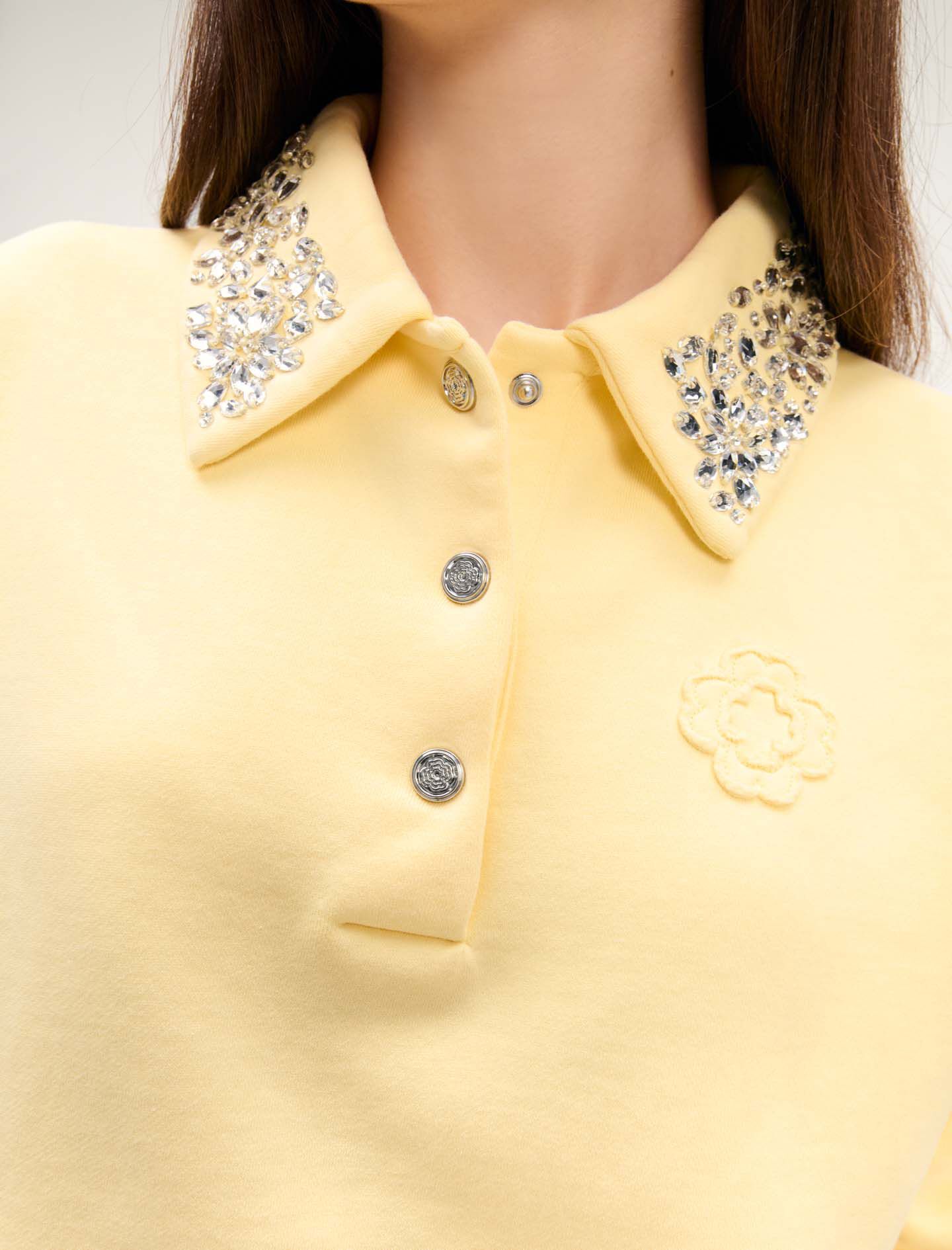 Jewellery collar cropped sweater