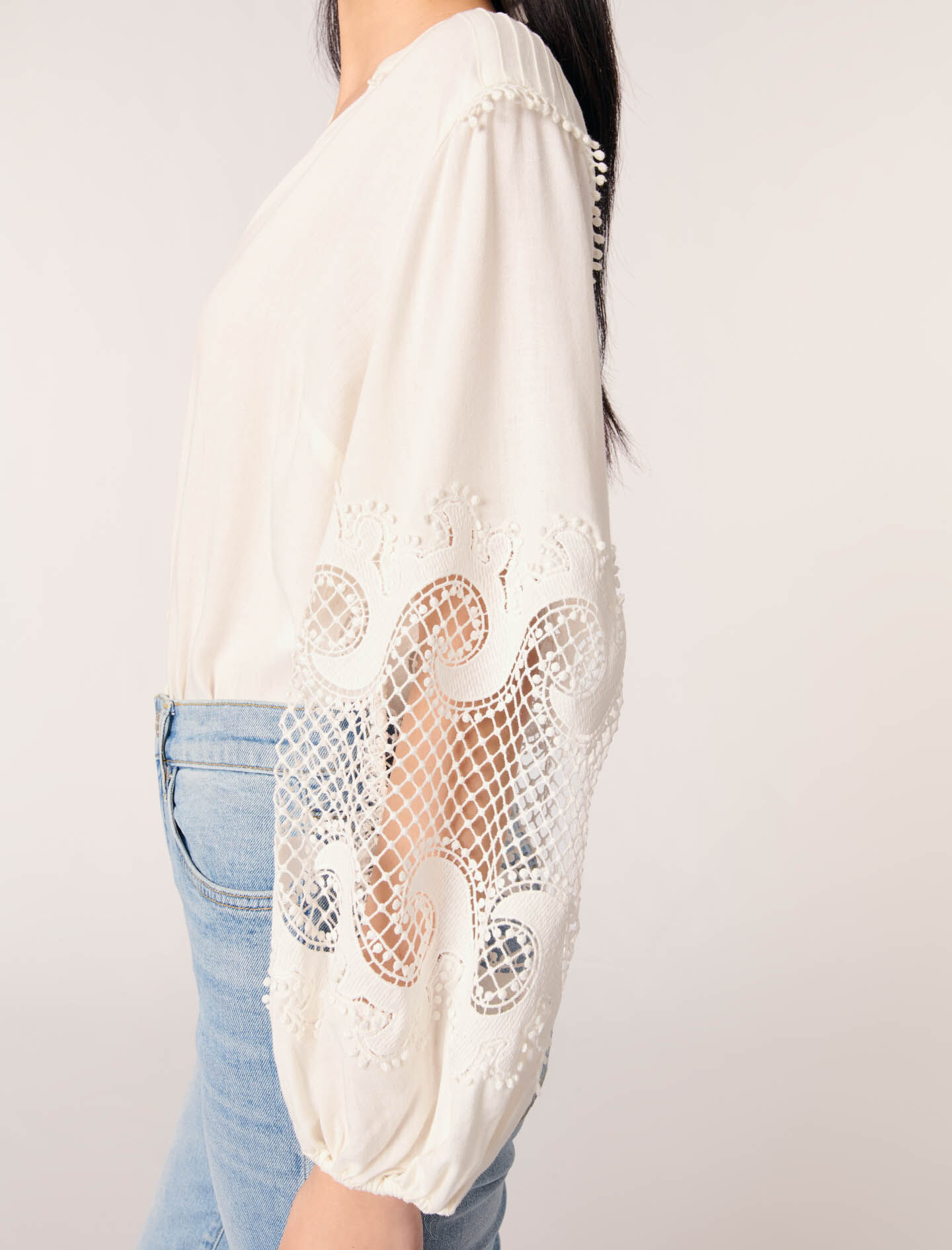 Shirt with embroidered sleeves