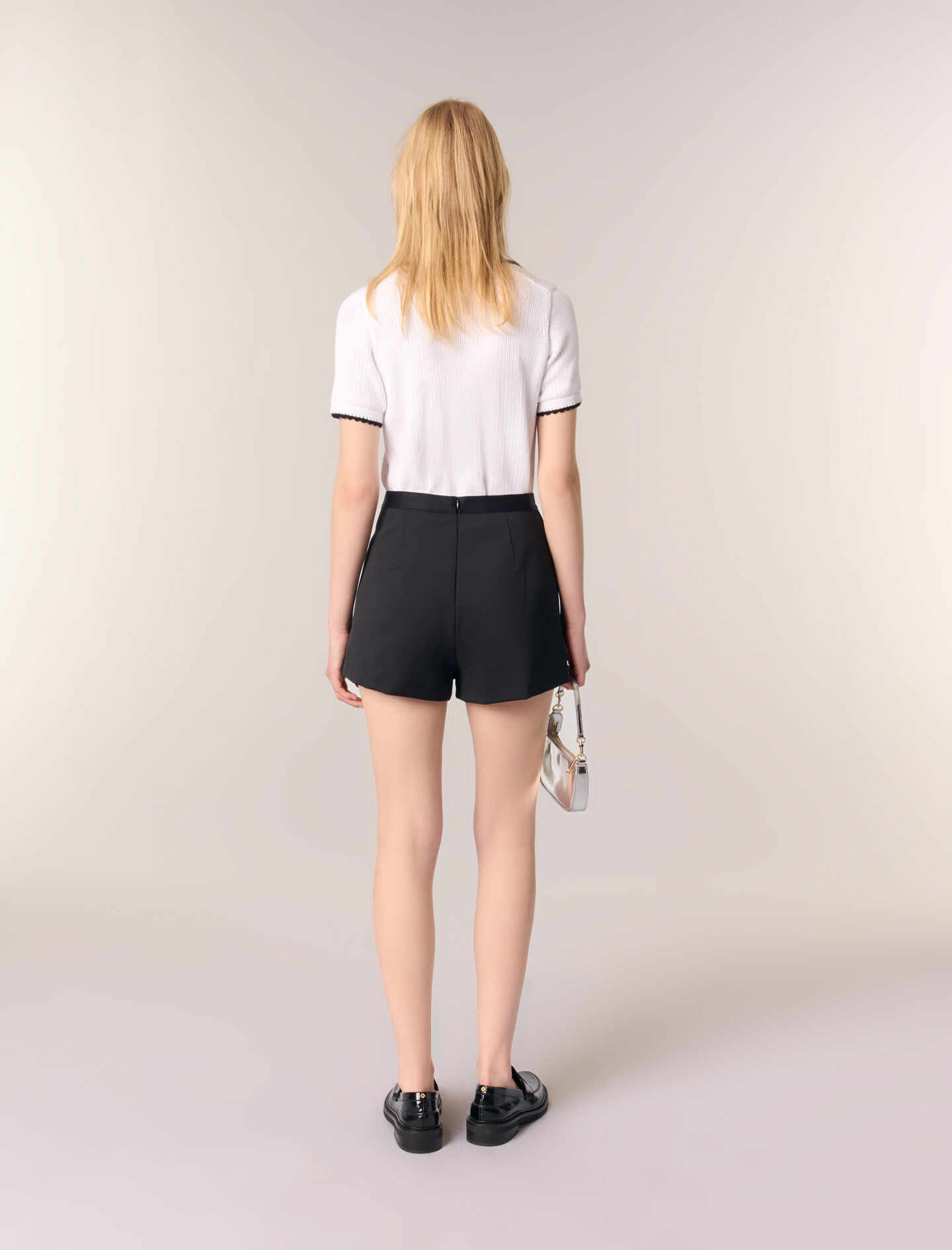 Straight-fit pleated shorts