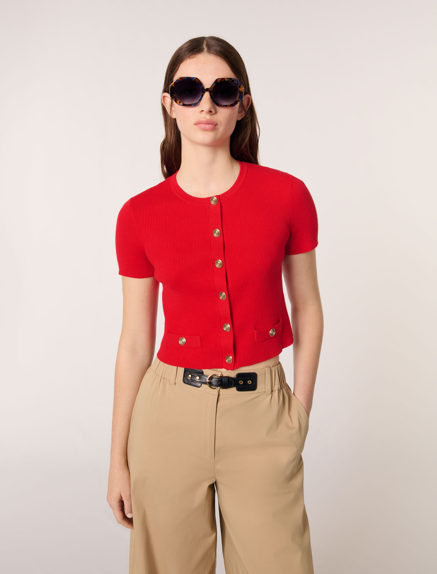 Cropped cardigan with gold buttons