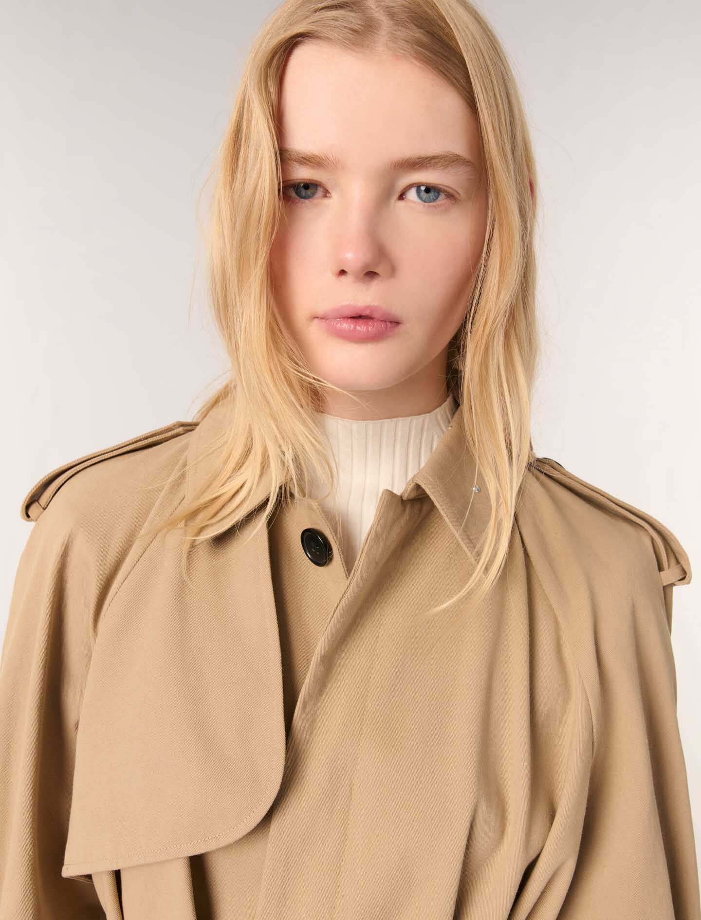 Short studded trench coat