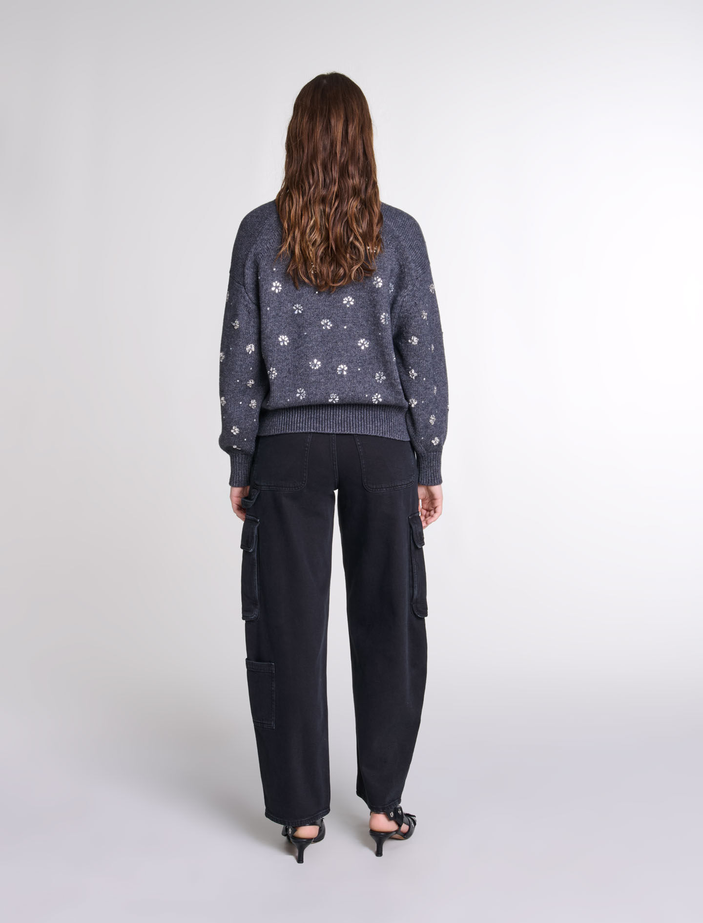 Knitted jumper with rhinestones