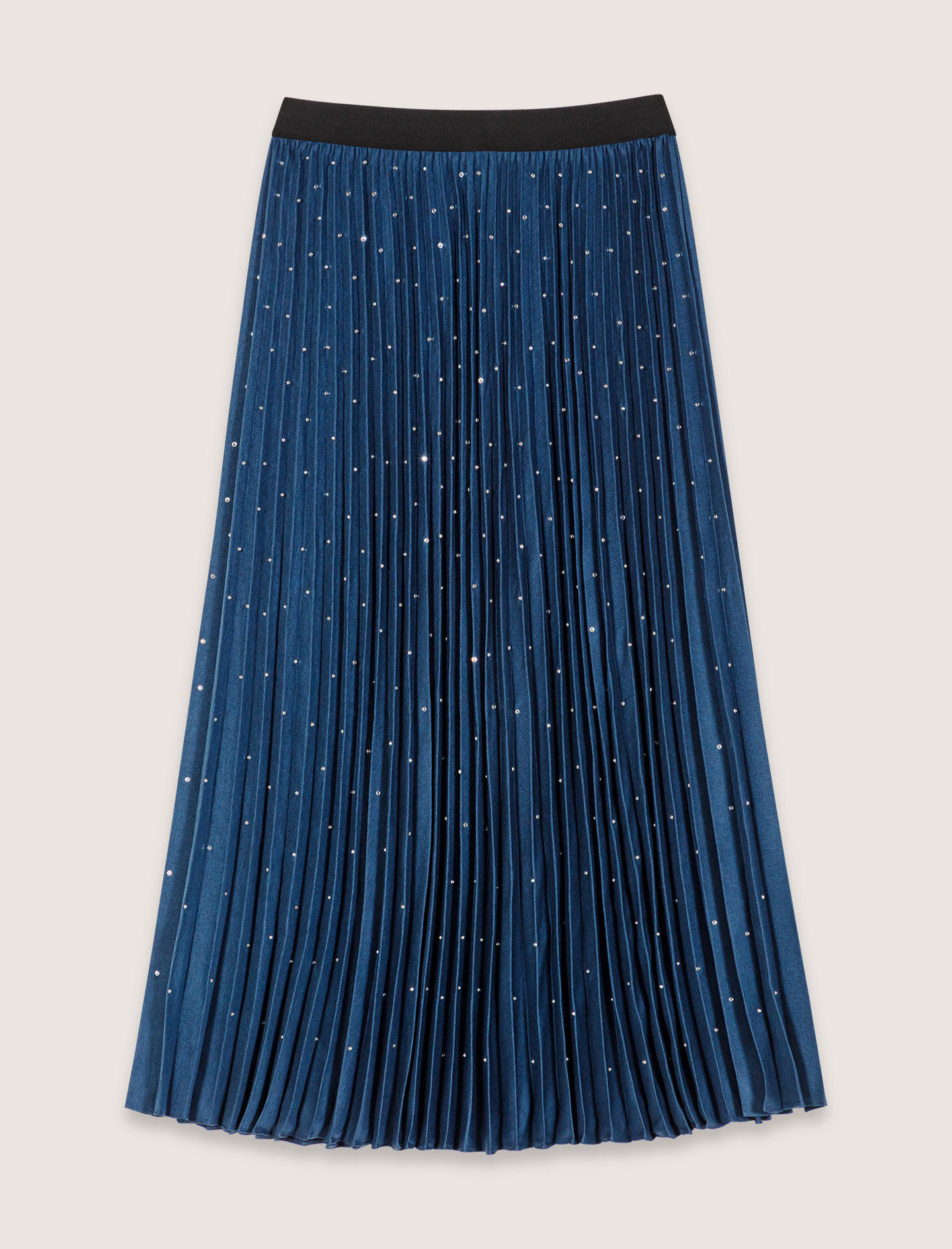 Long pleated skirt with studs