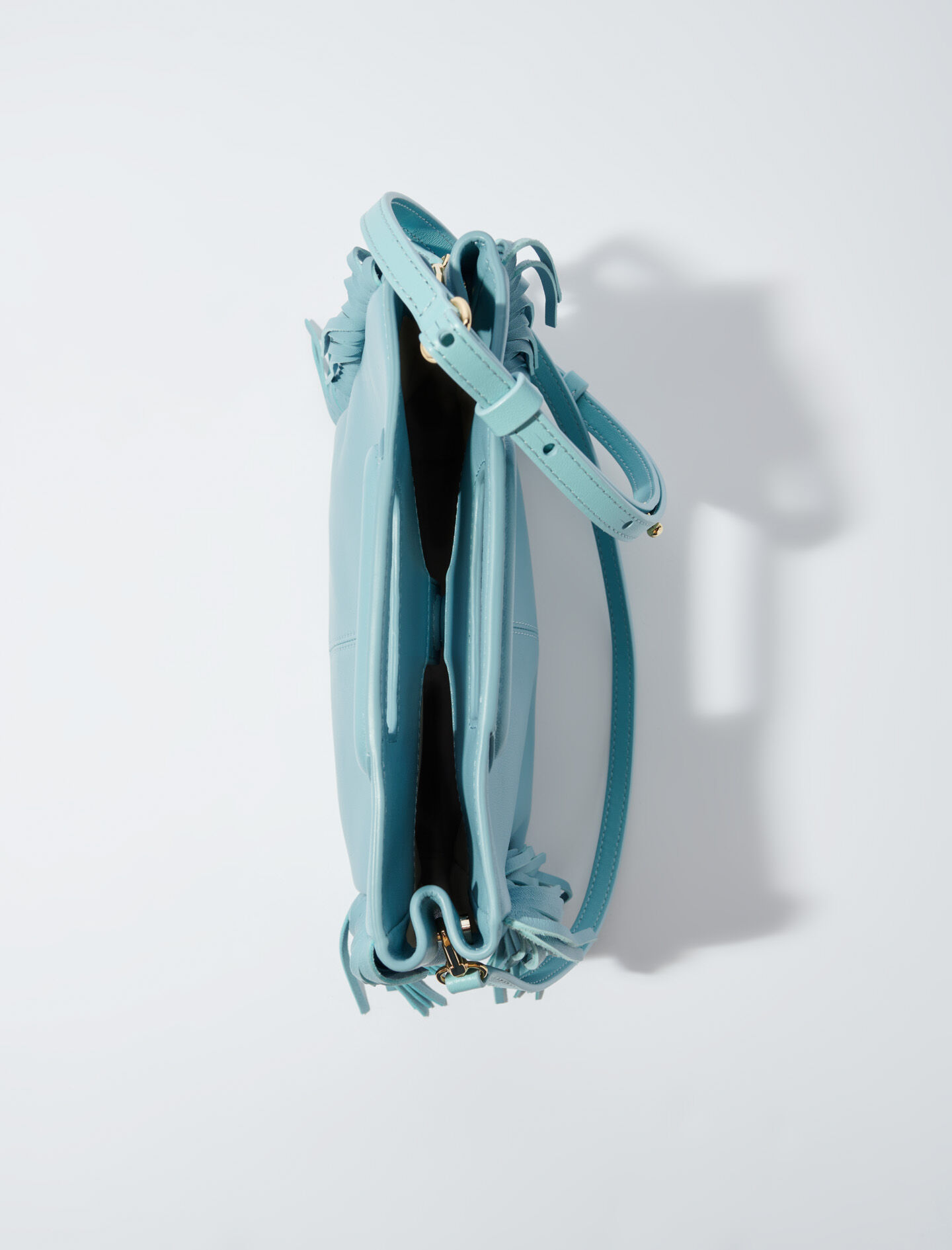 Crackled leather M bag