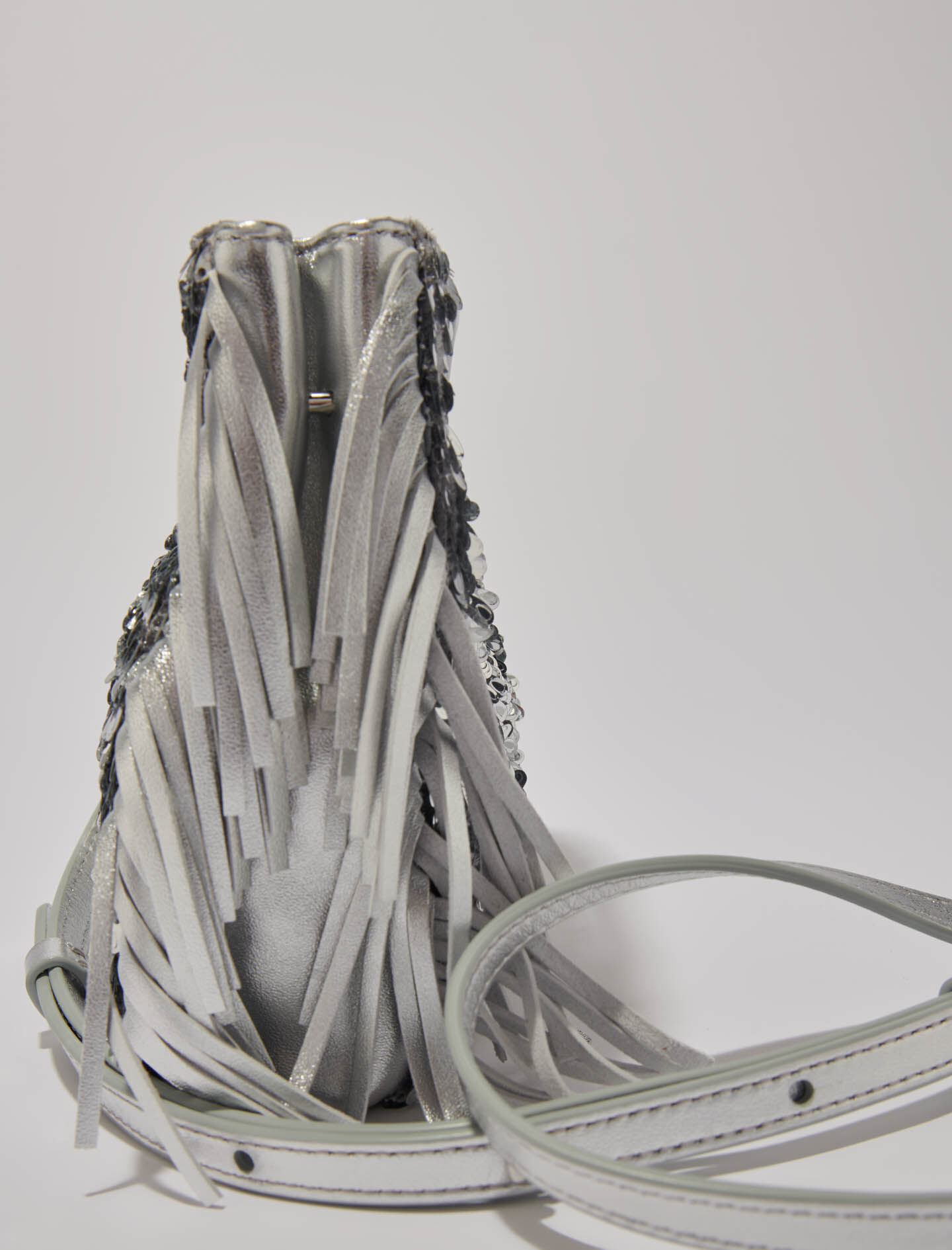 Leather bag with chain strap