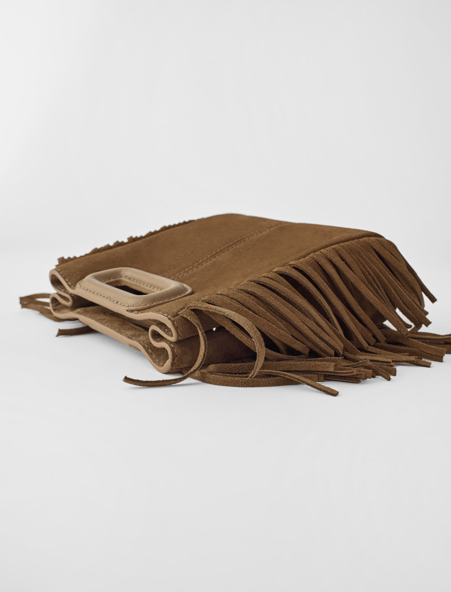 Leather bag with chain strap