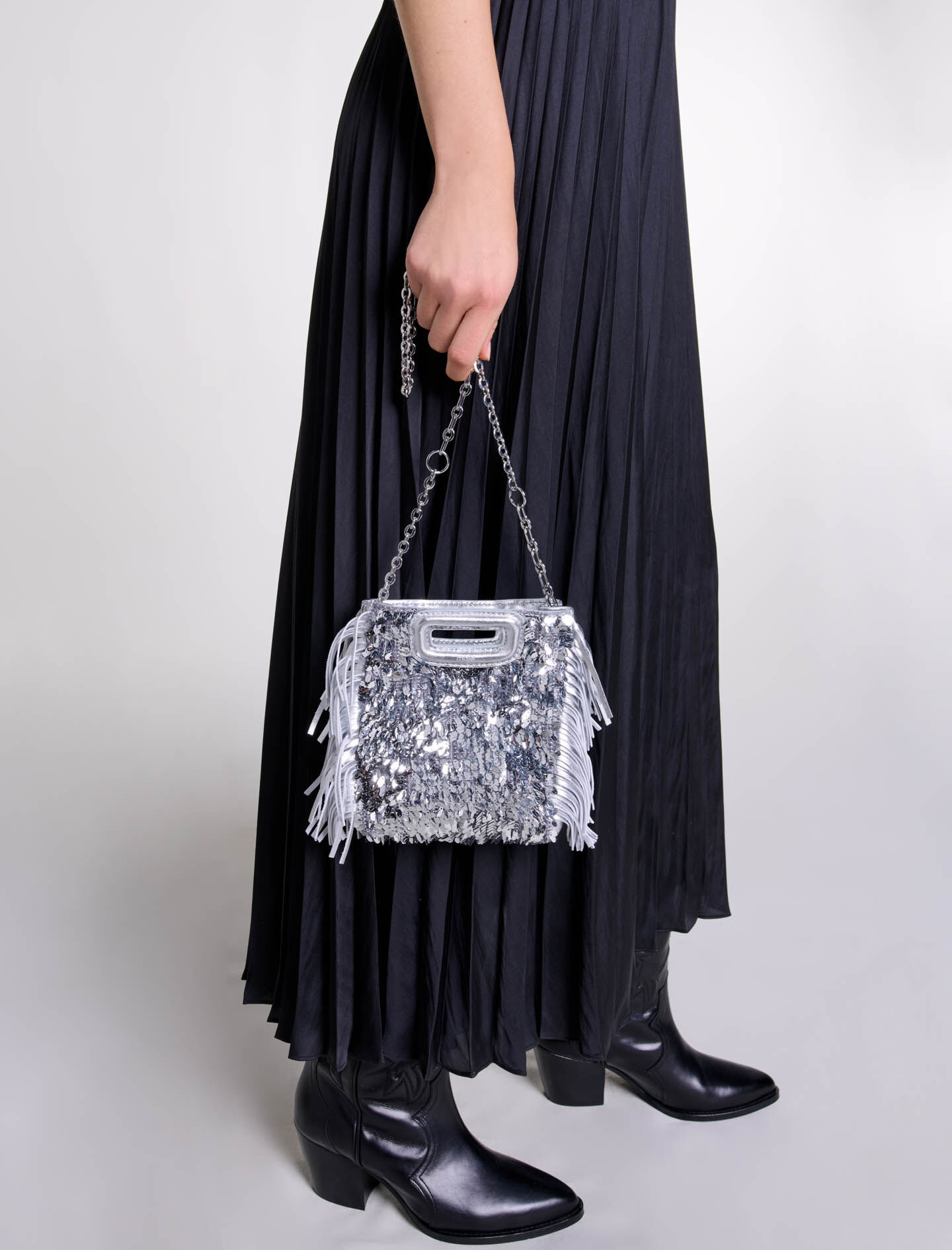 Leather bag with chain strap