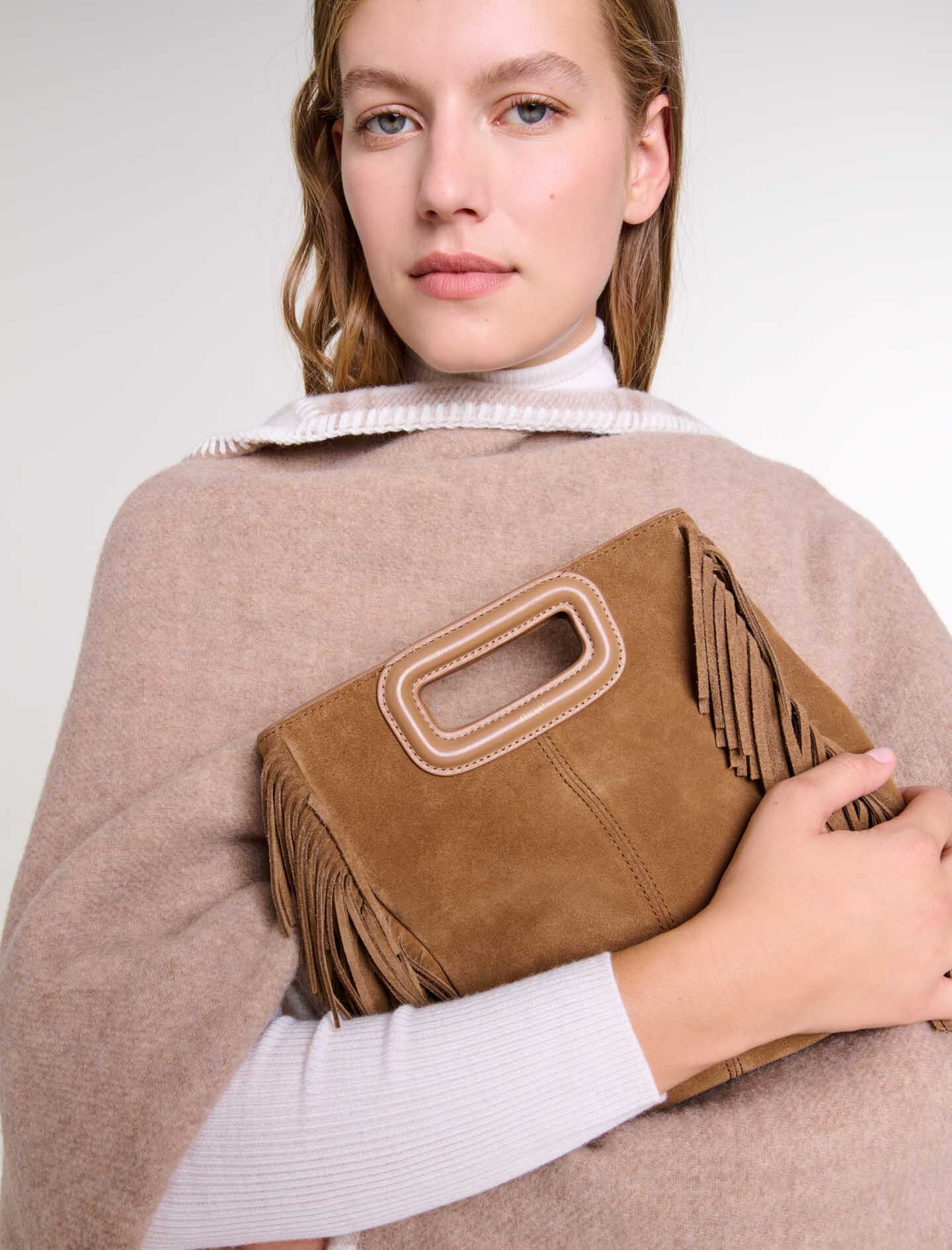 M bag in suede leather