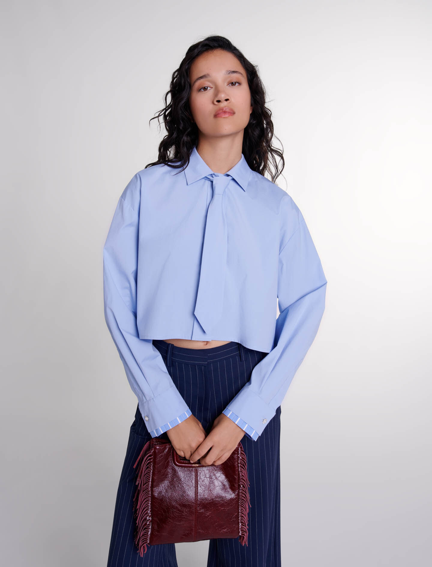 Crackled leather M bag