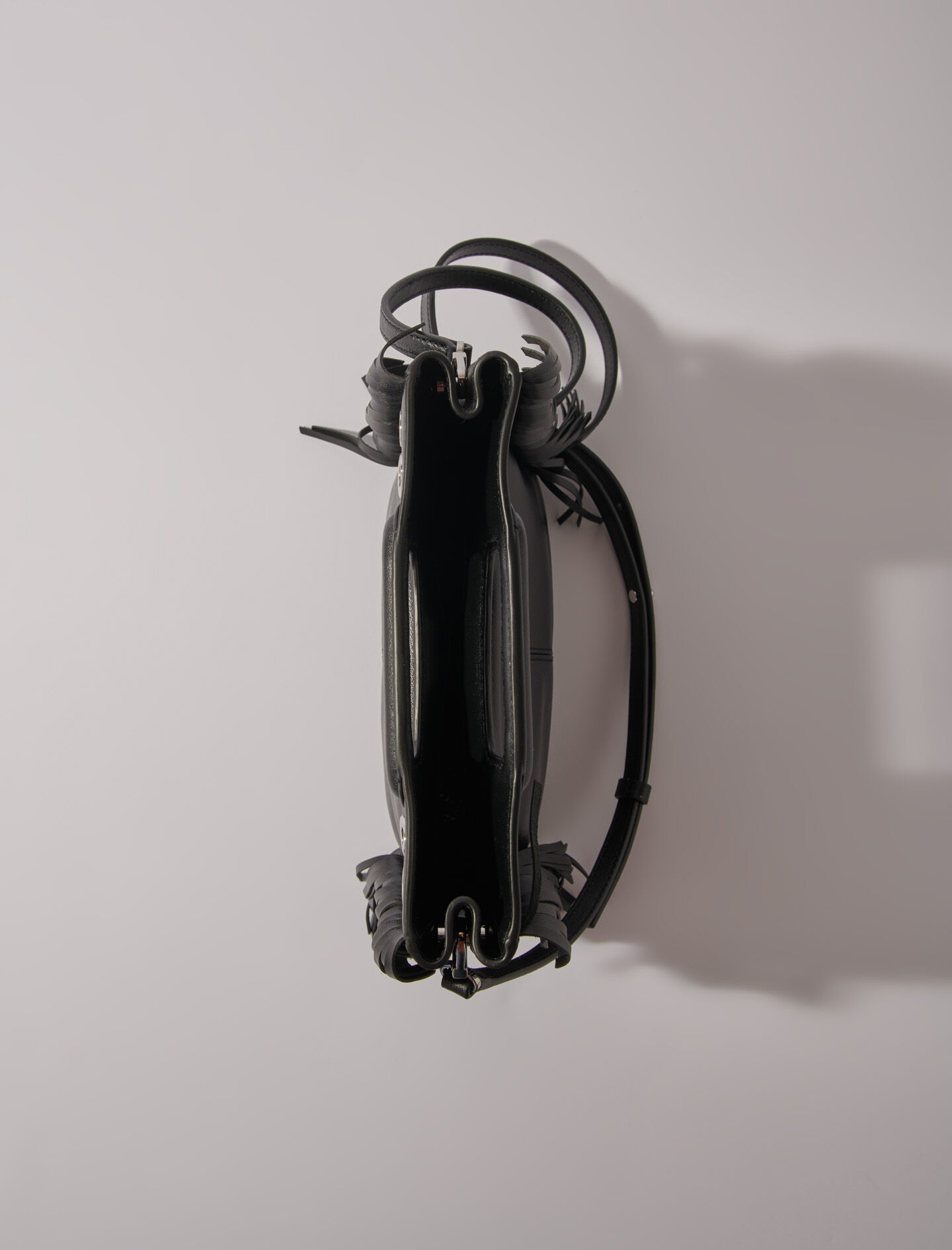 Crackled leather M bag