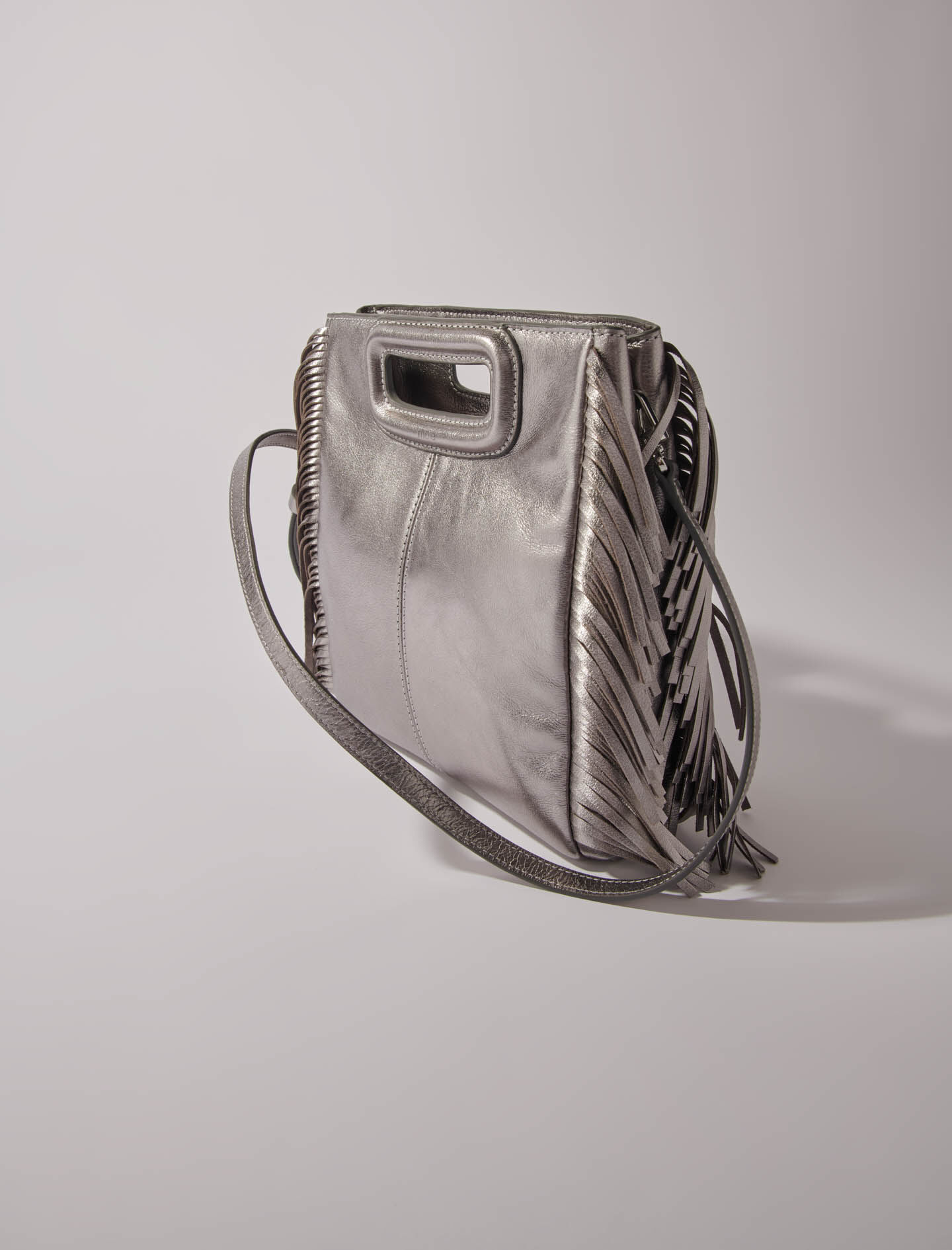 Crackled leather M bag