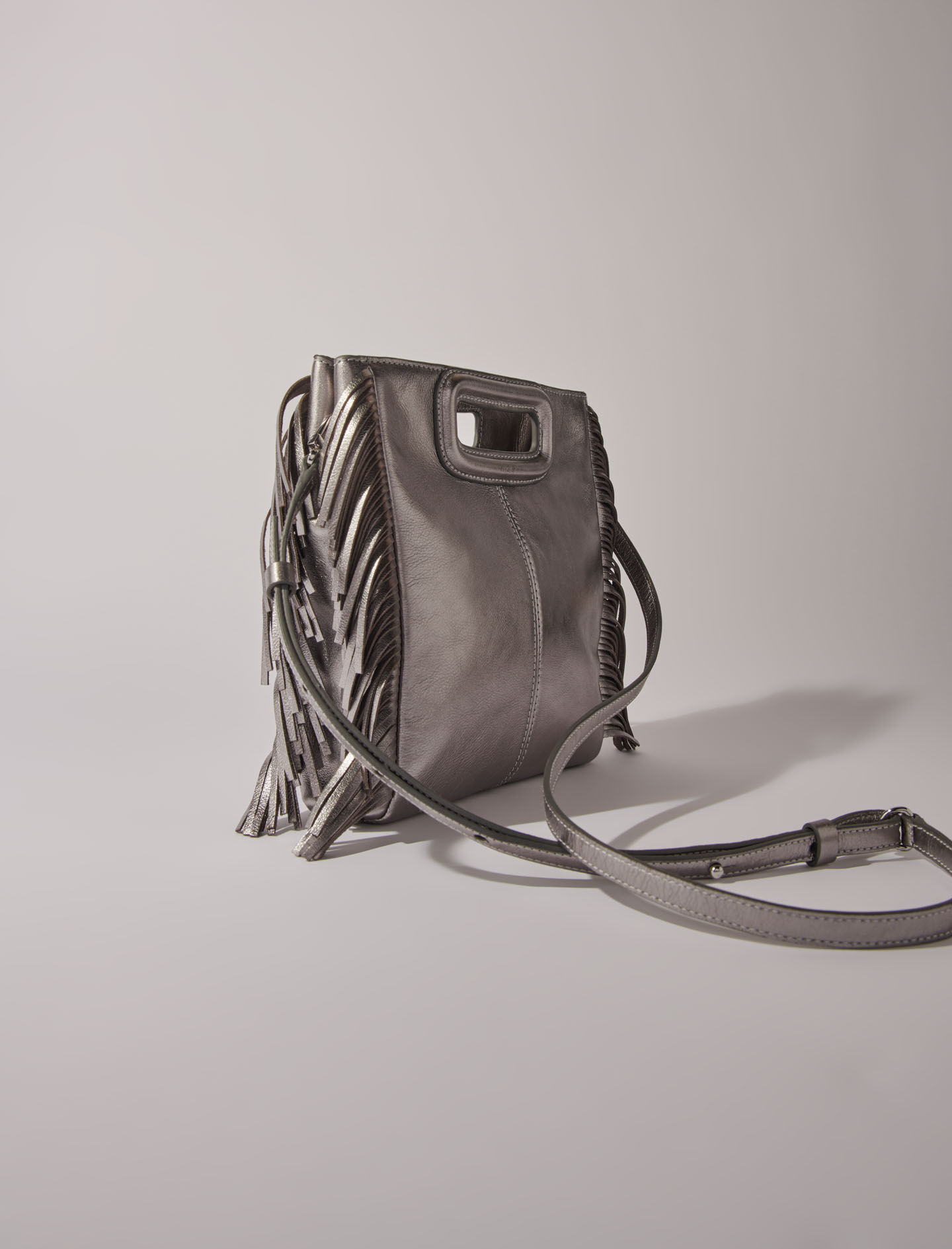 Crackled leather M bag