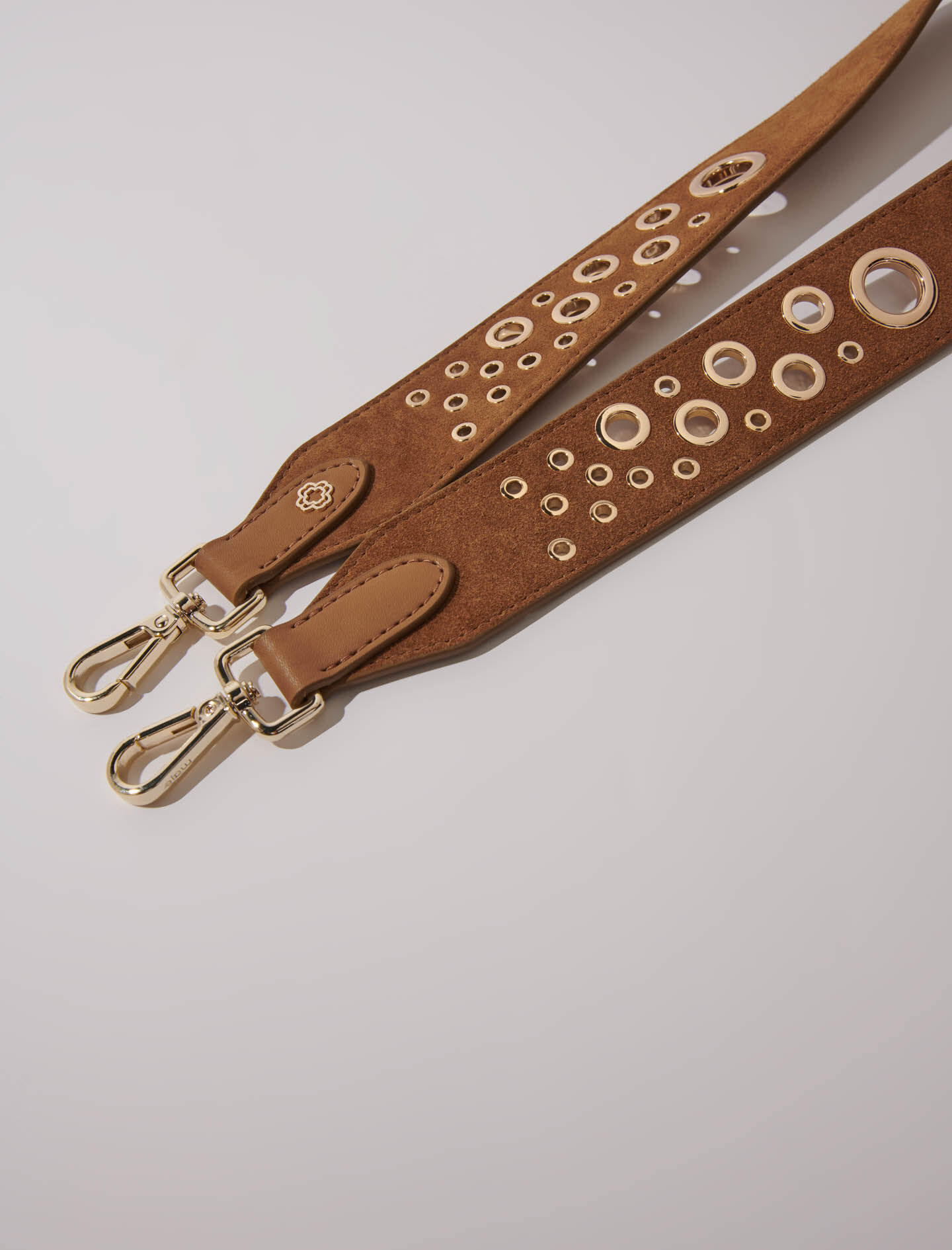 Suede shoulder strap with studs