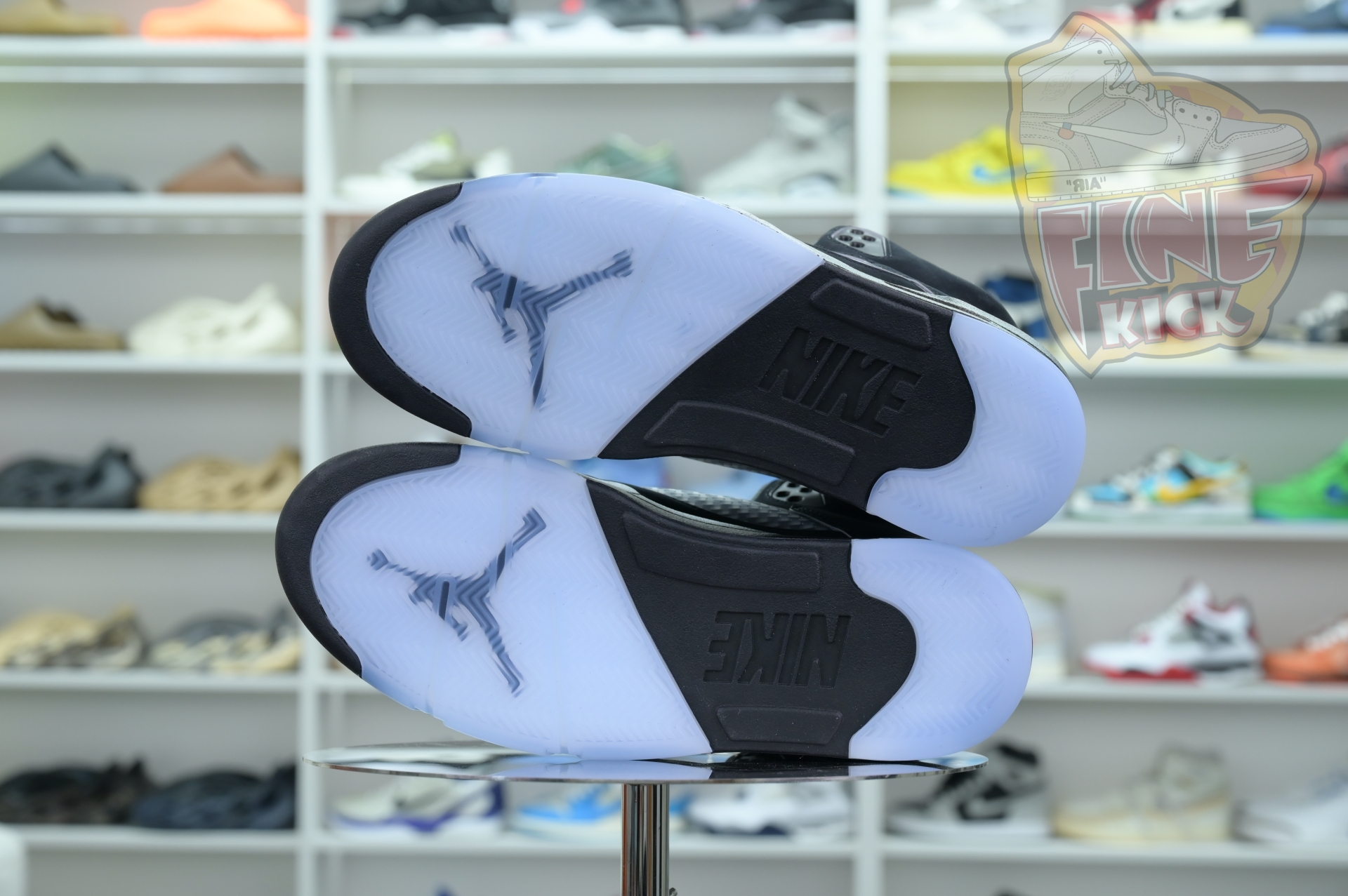 ��BLACK METALLIC REIMAGINED��SNEAKERS