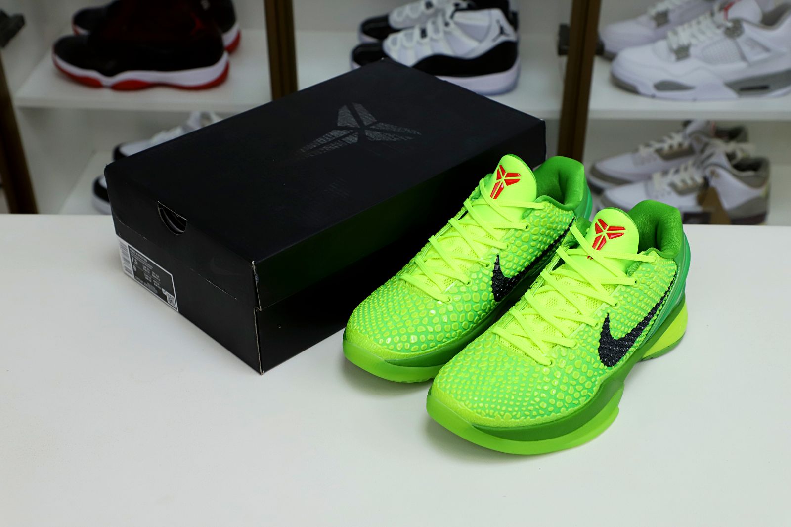 Kobe 6 Protro Grinch Sneakers