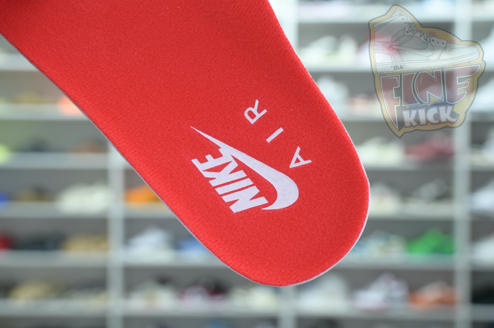 ��BLACK METALLIC REIMAGINED��SNEAKERS