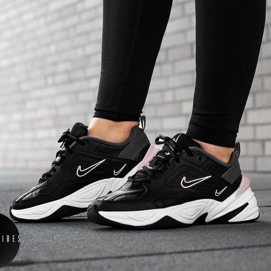 Black Plum Chalk sneakers