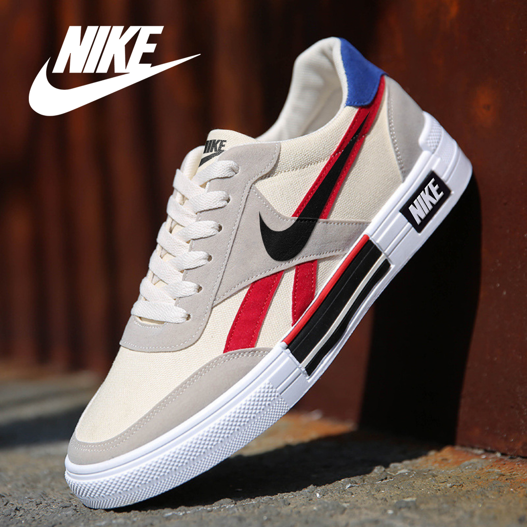 K��nyelmes ��s divatos cip?k