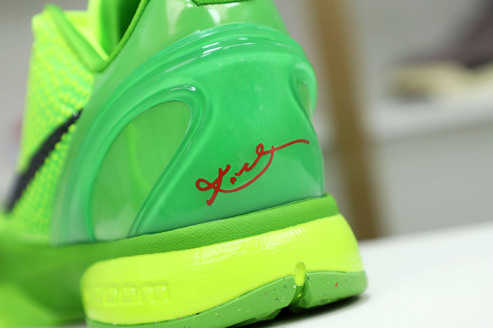 Kobe 6 Protro Grinch Sneakers
