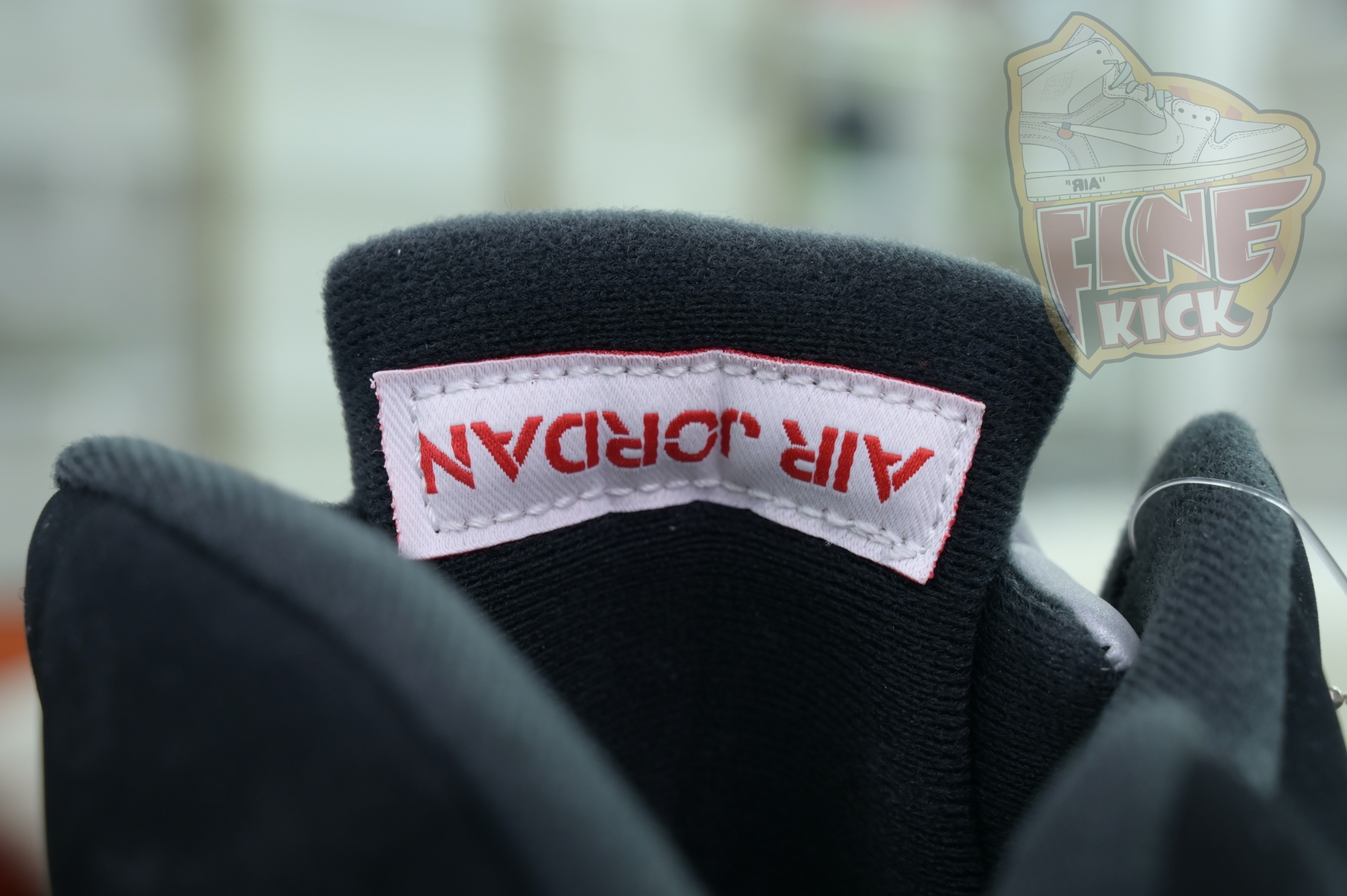 ��BLACK METALLIC REIMAGINED��SNEAKERS