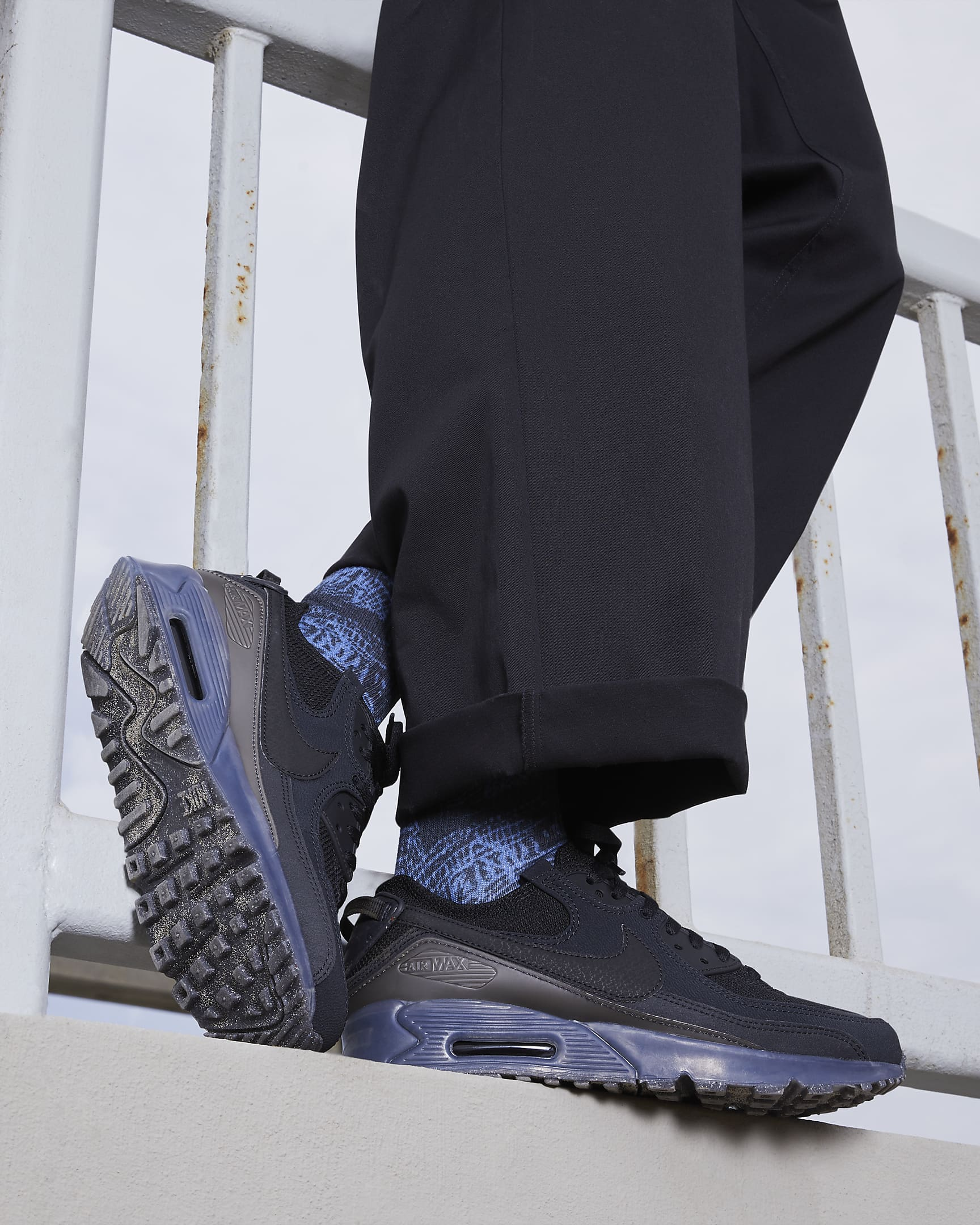 2025 Hot Sale Black Sneakers