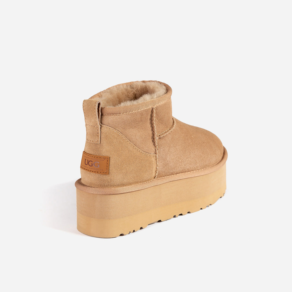 Ugg Ultra Mini ?izme s klasi?nom platformom (5 cm)