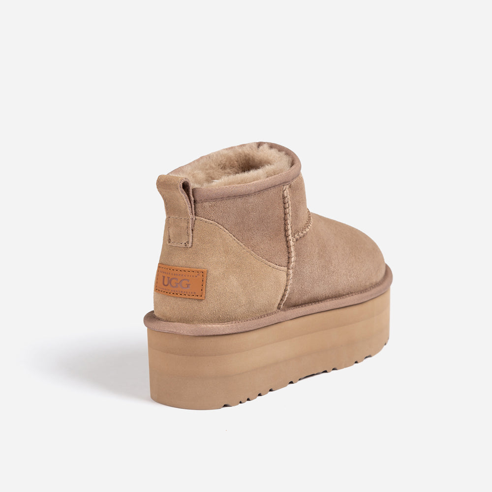 Ugg Ultra Mini ?izme s klasi?nom platformom (5 cm)