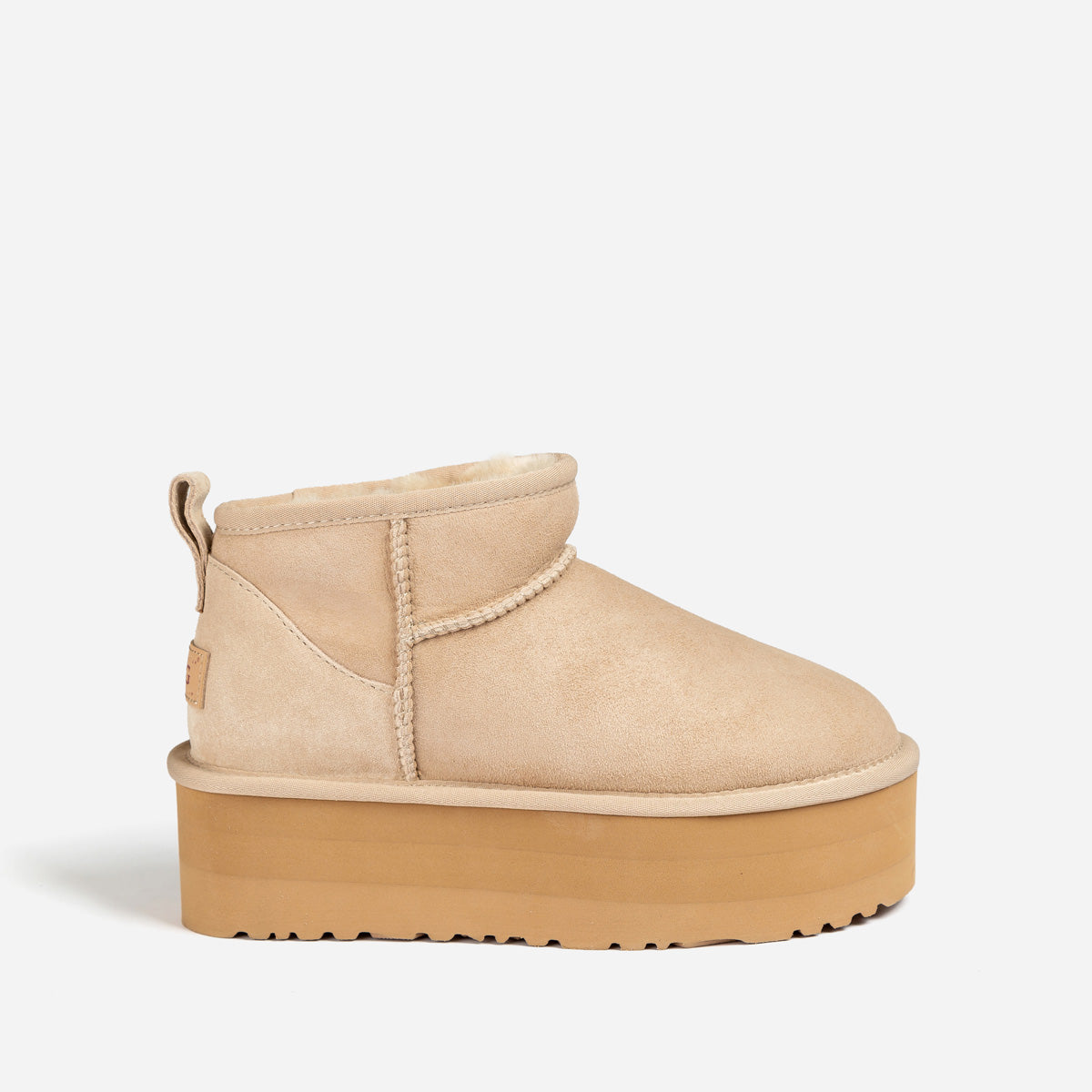 Ugg Ultra Mini ?izme s klasi?nom platformom (5 cm)