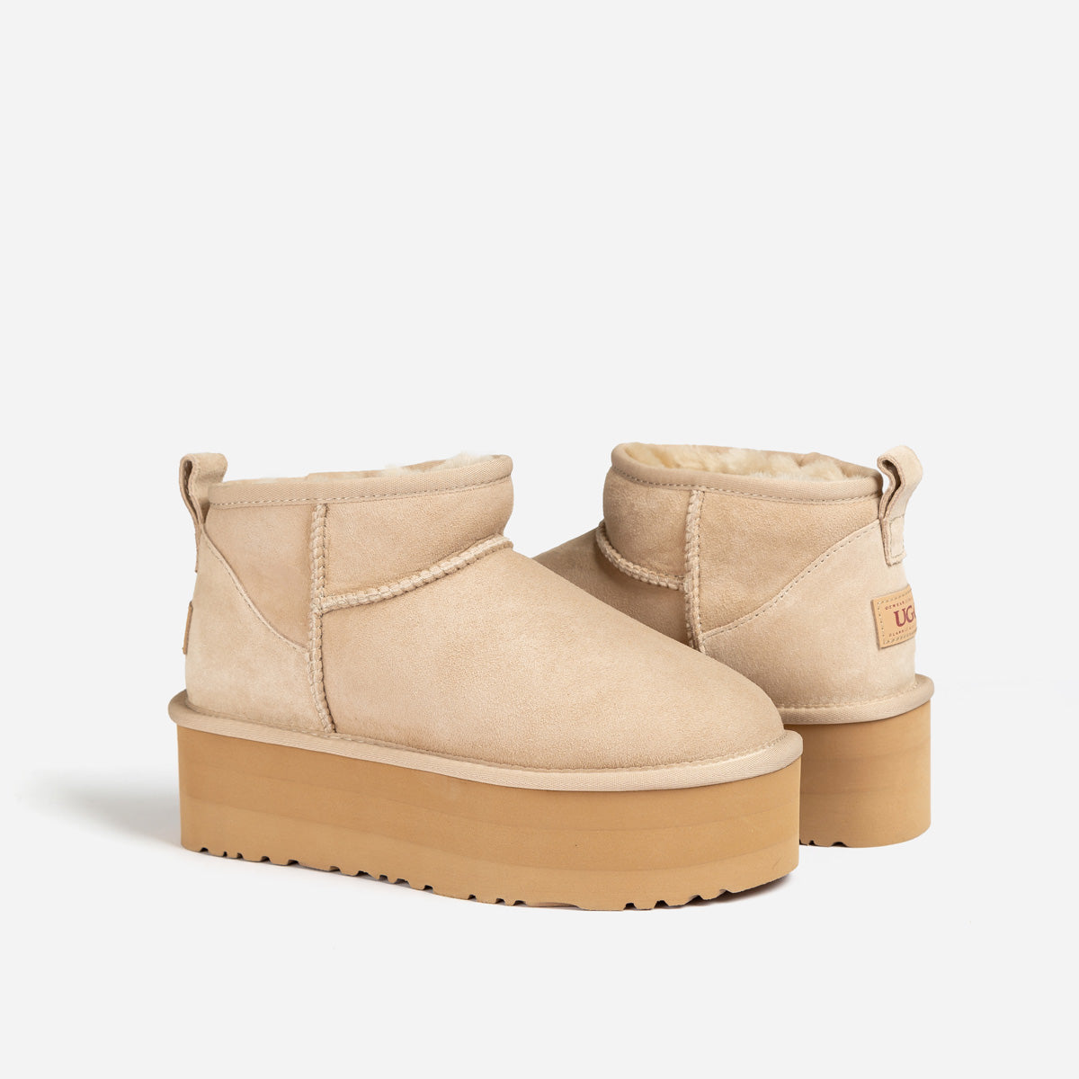 Ugg Ultra Mini ?izme s klasi?nom platformom (5 cm)