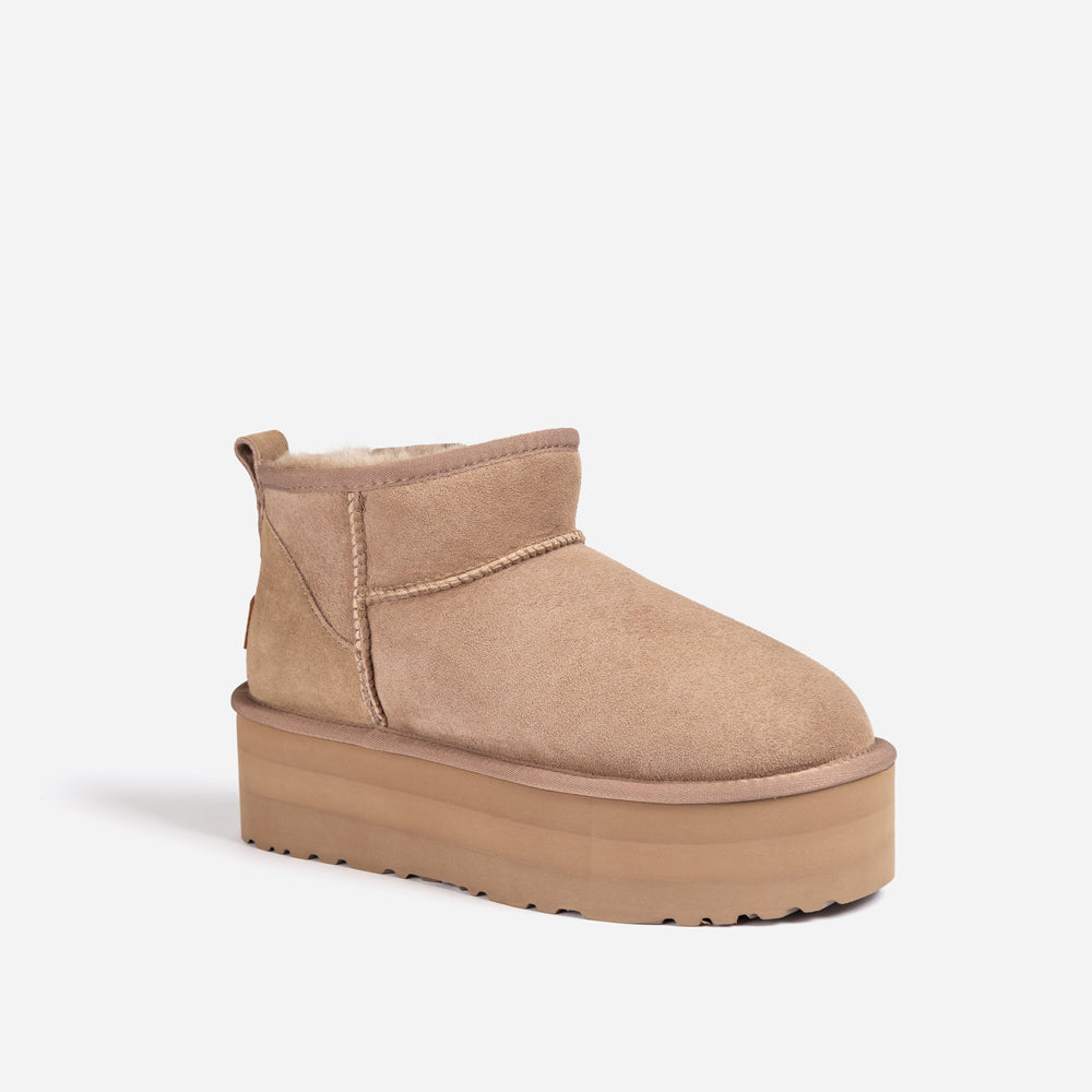 Ugg Ultra Mini ?izme s klasi?nom platformom (5 cm)