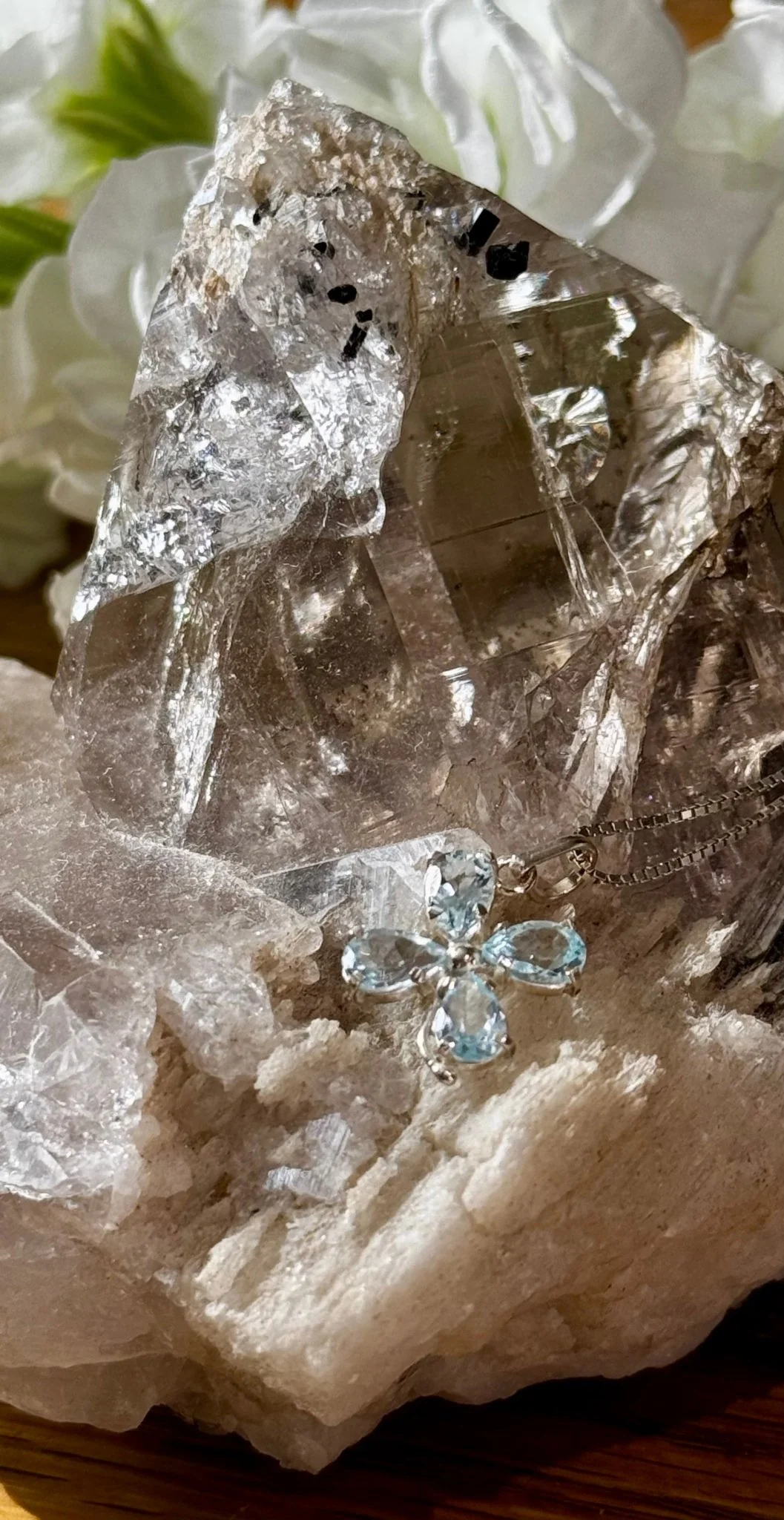 Handmade 925 Silver Blue Topaz Clover Pendant