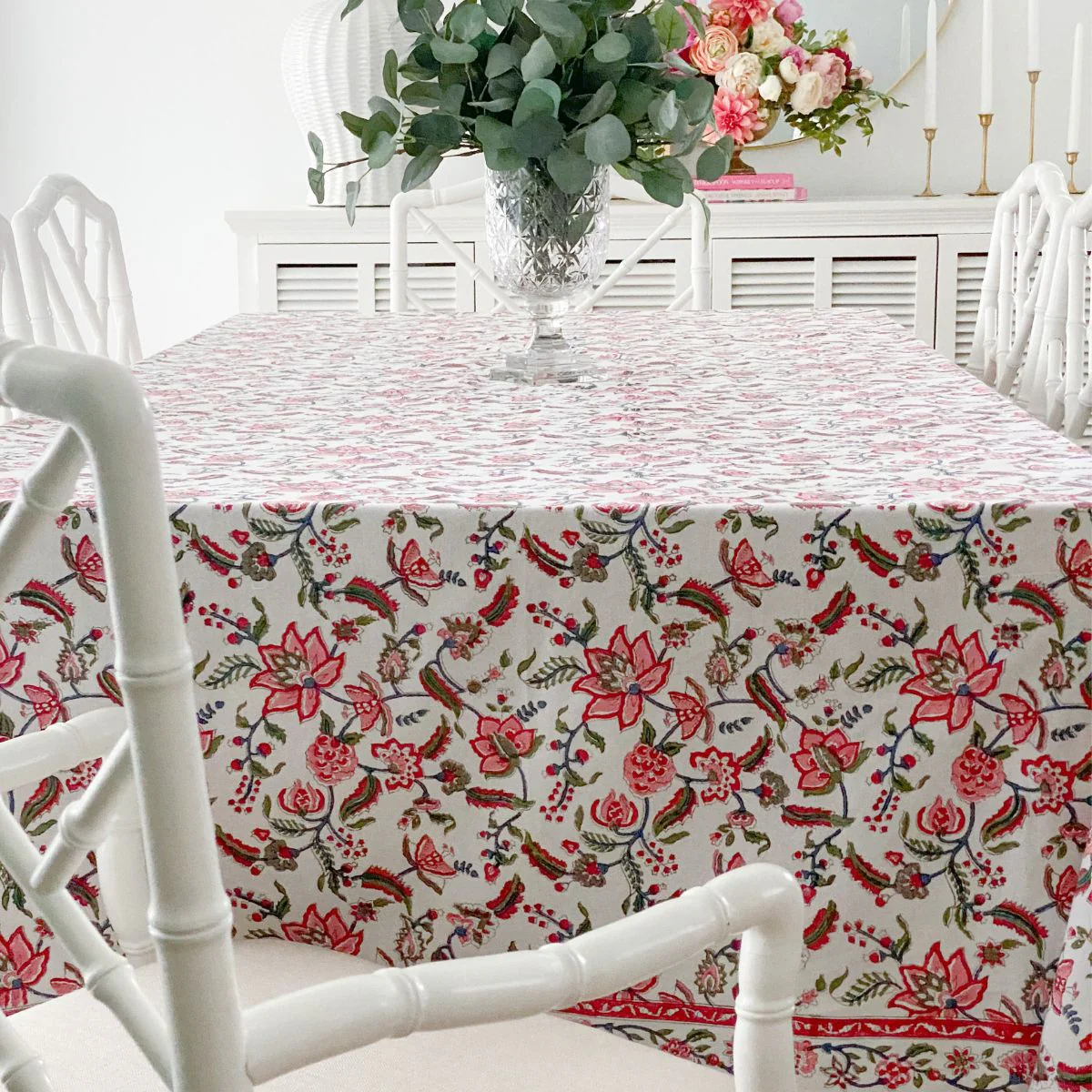 Chintz multicoloured square tablecloth ©