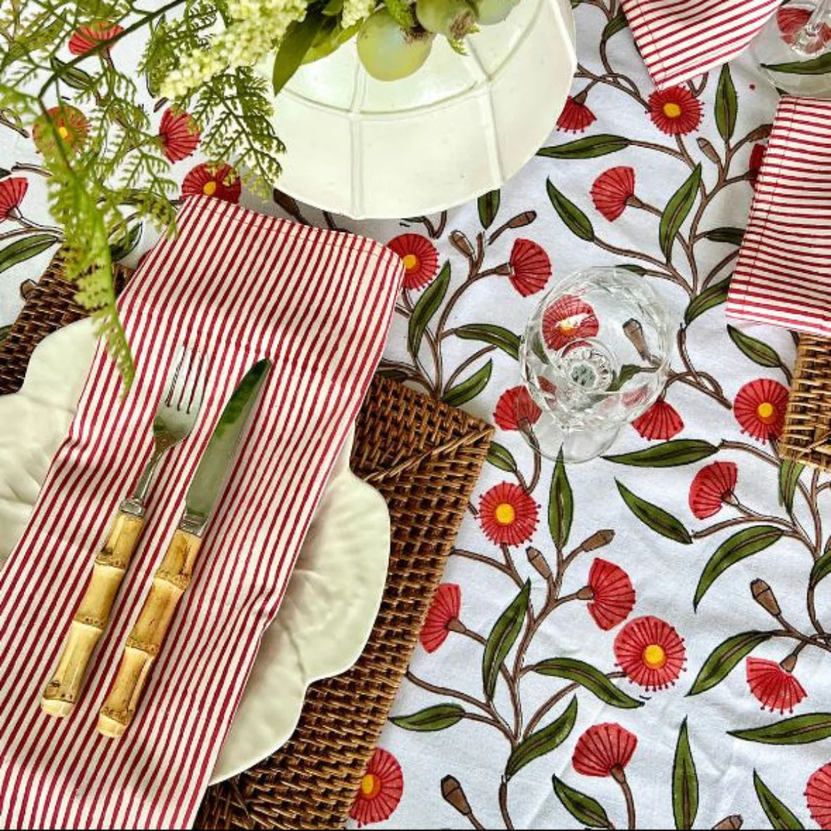 Striped table napkins-set of 4 Red