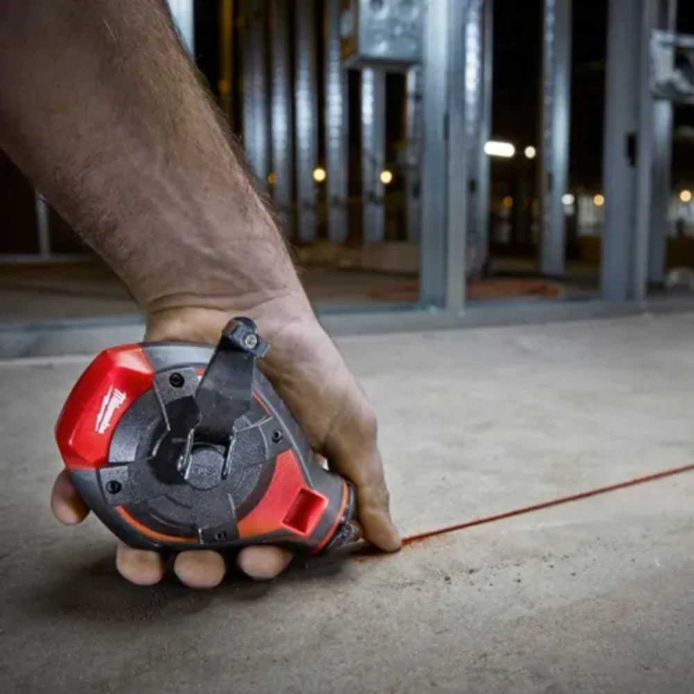 Kit de l��neas en negrita de 100' con tiza roja Milwaukee 48-22-3986