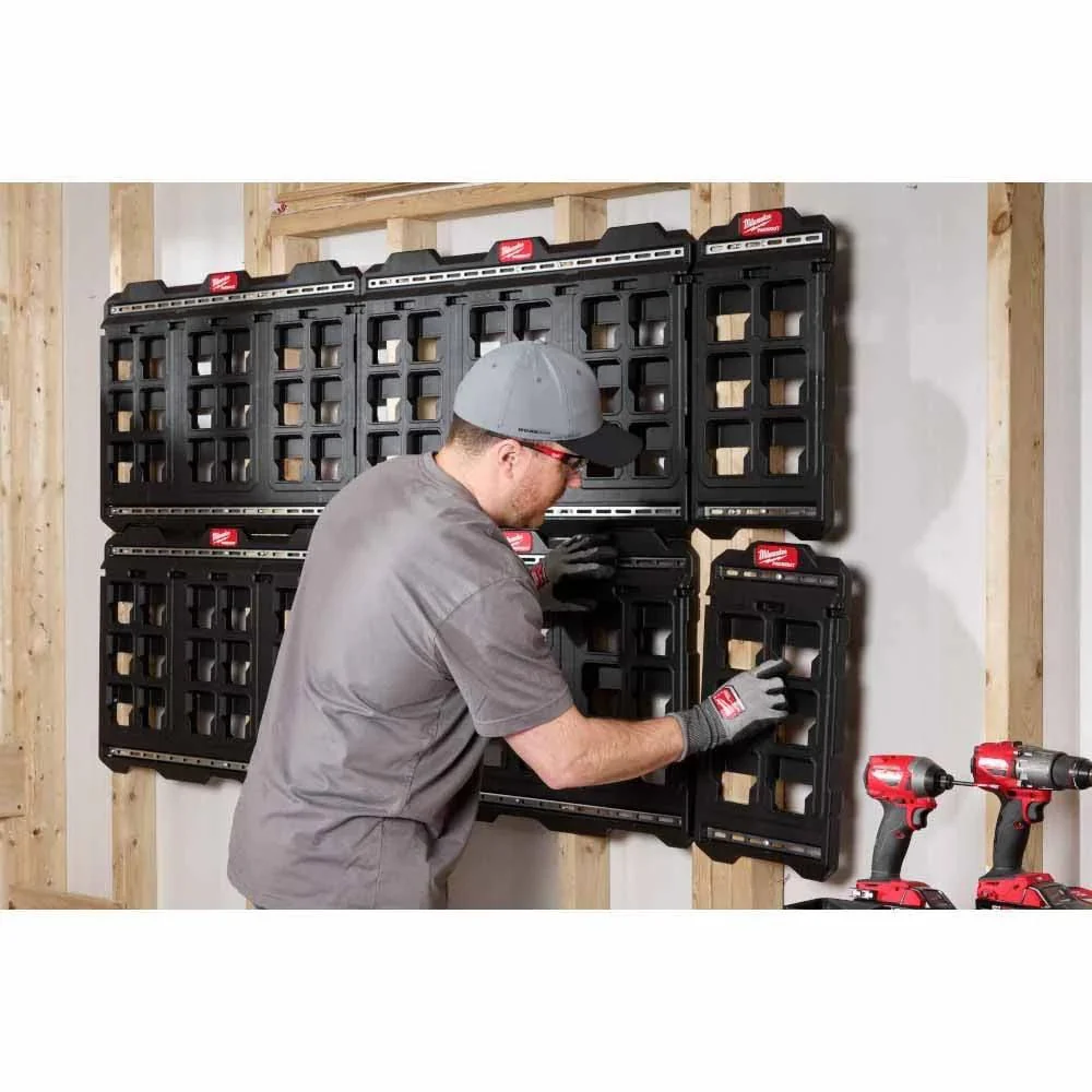 Placa de pared compacta PACKOUT Milwaukee 48-22-8496